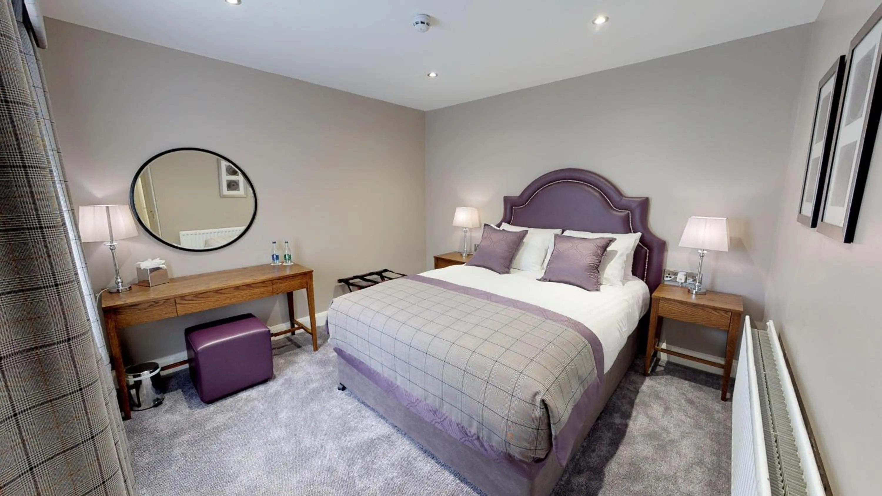 One-Bedroom Apartment in Bishop's Gate Hotel