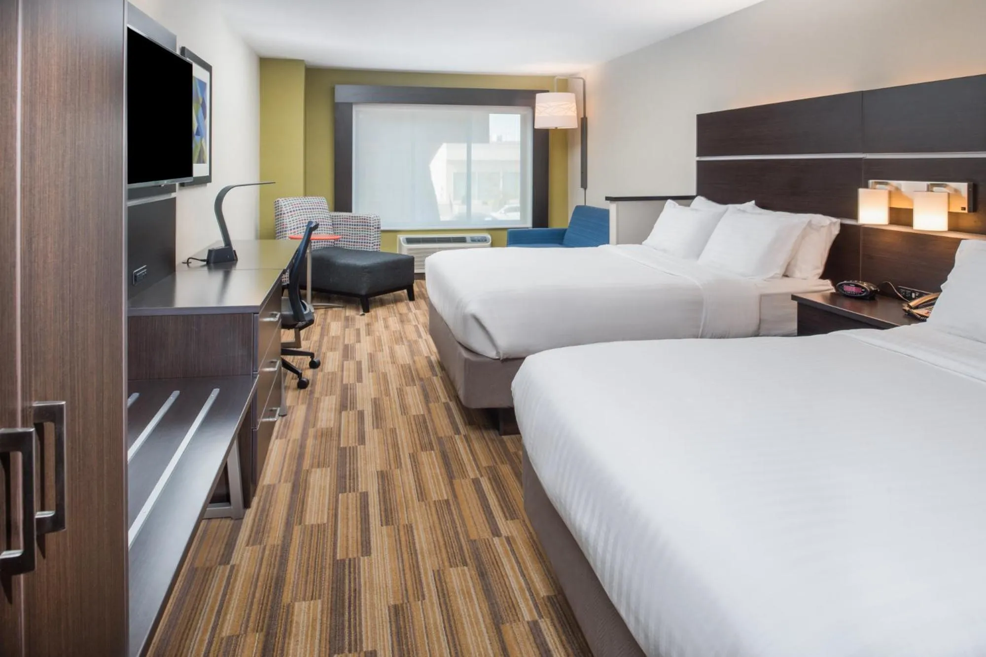 Standard Queen Room with Sofa Bed in Holiday Inn Express Hotel & Suites Bismarck by IHG