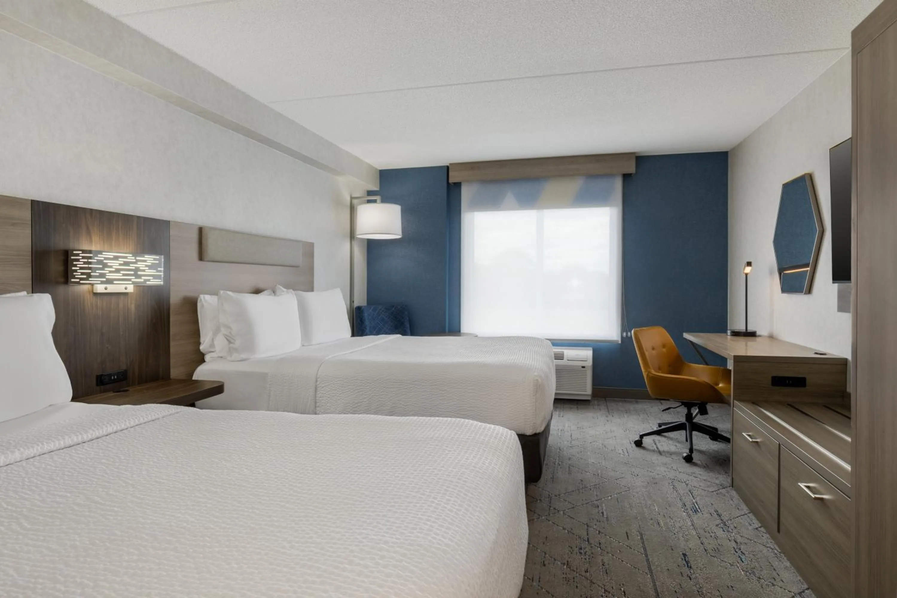 Standard Room with Two Queen Beds in Holiday Inn Express & Suites Ottawa East-Orleans by IHG