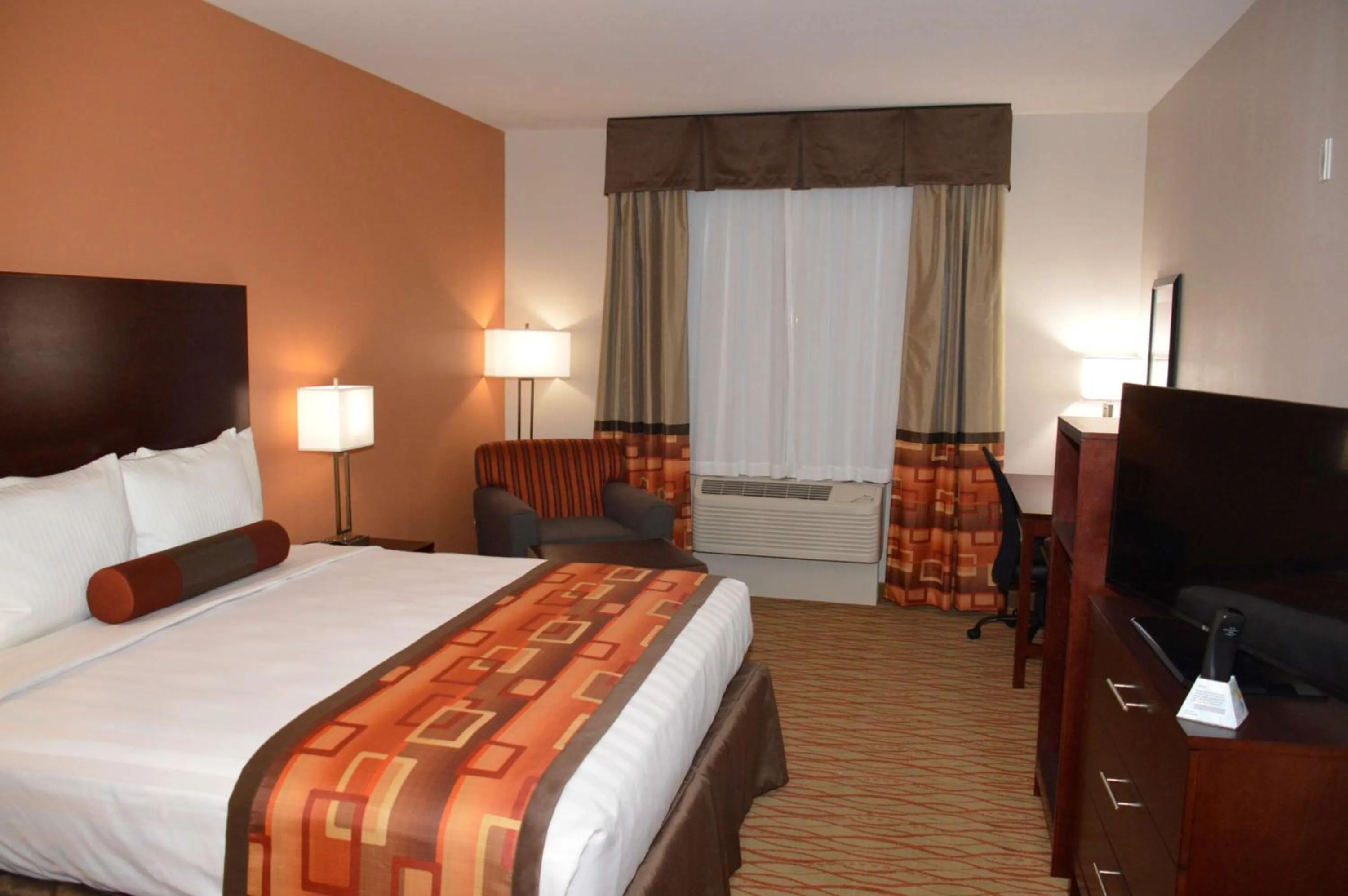 King Room - Non-Smoking in Best Western Plus Spring Inn & Suites