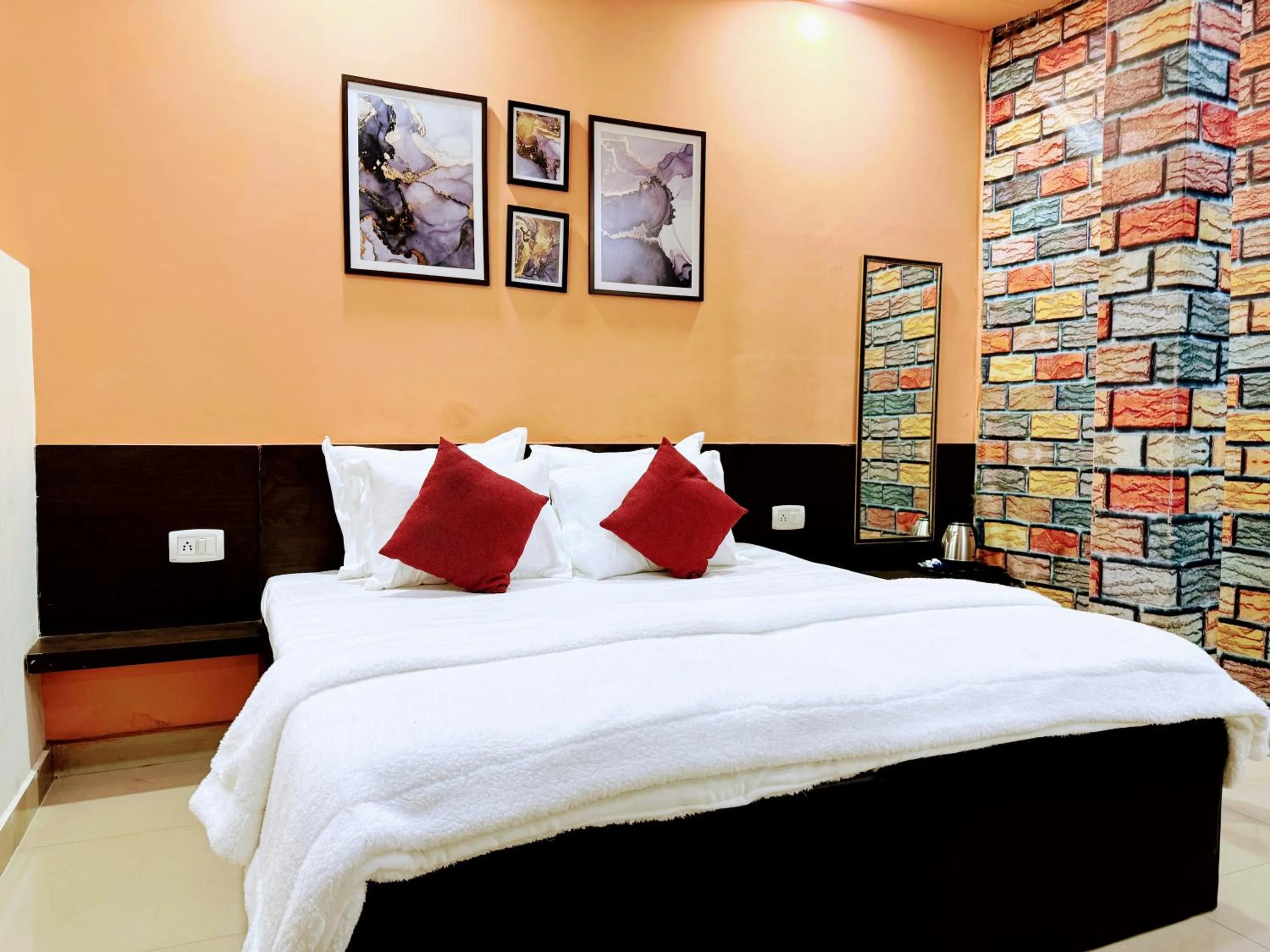 Standard Double Room in Backpacker's Nest