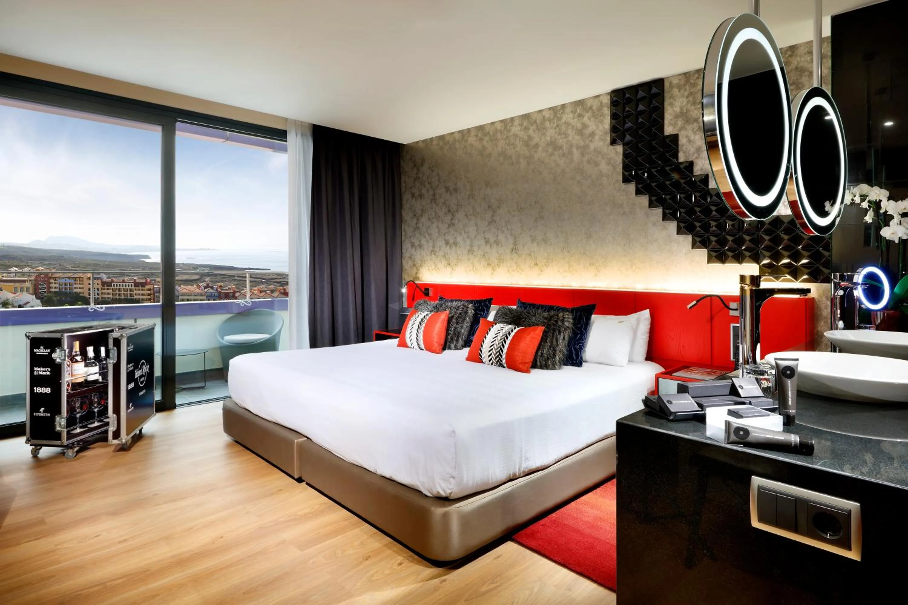 Rock Royalty Deluxe - single occupancy in Hard Rock Hotel Tenerife