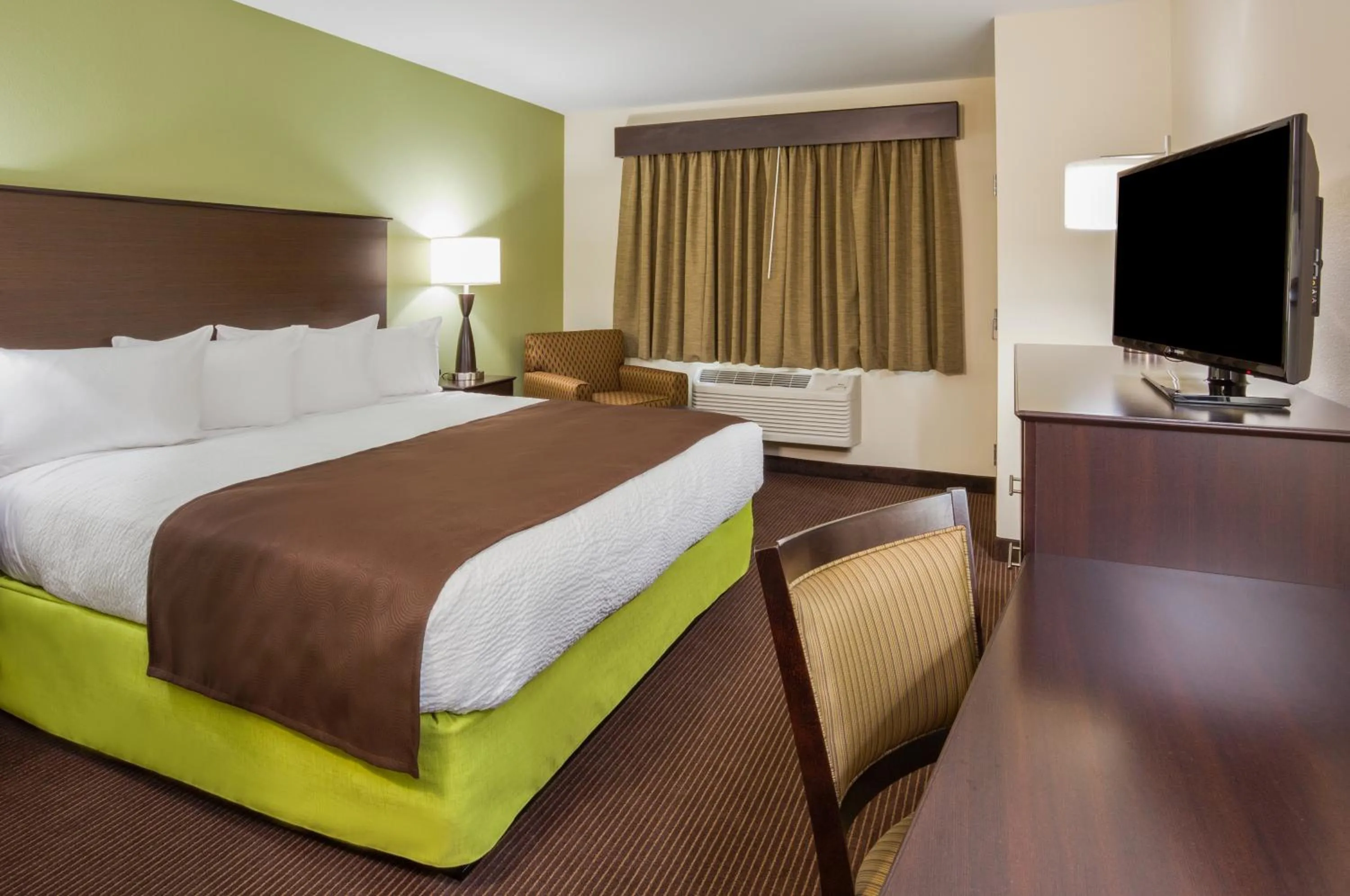 King Room - Mobility Access/Non-Smoking in AmericInn by Wyndham Sibley