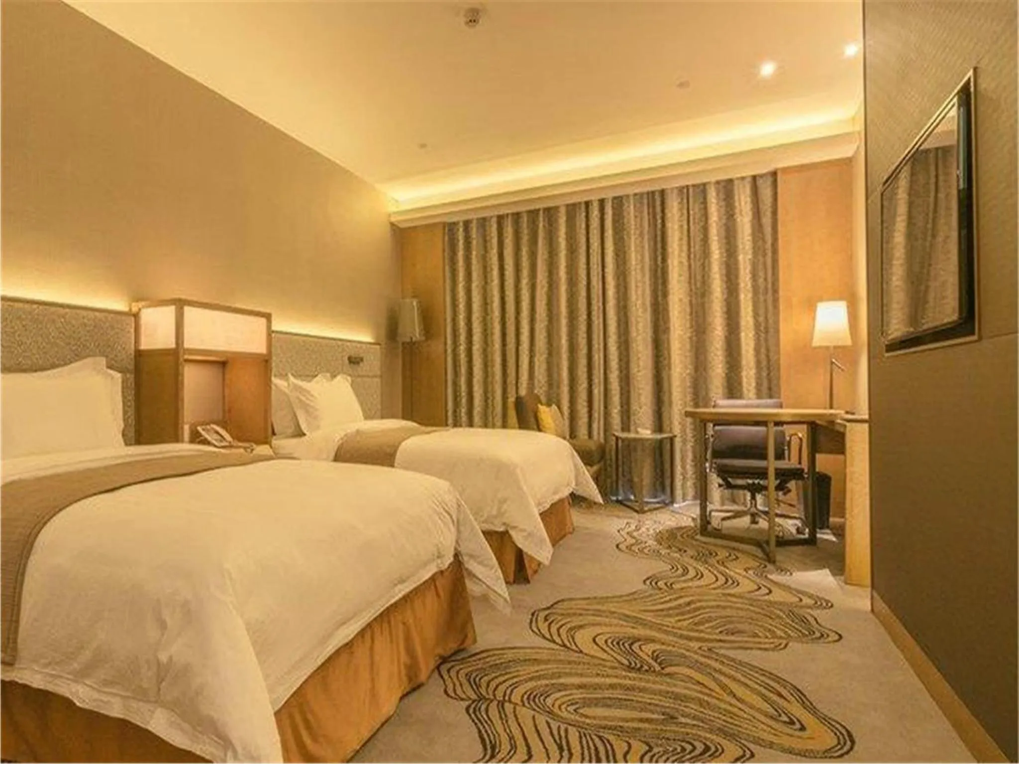 Finance Twin Room in The Summit Hotel