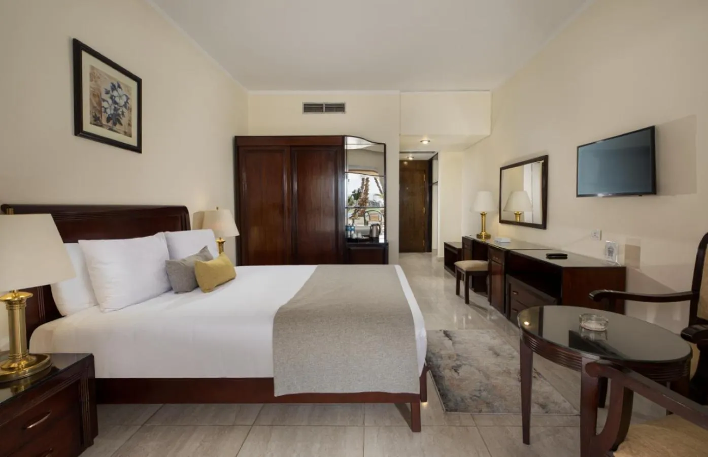 Deluxe Room with Nile View in Pyramisa Hotel Luxor