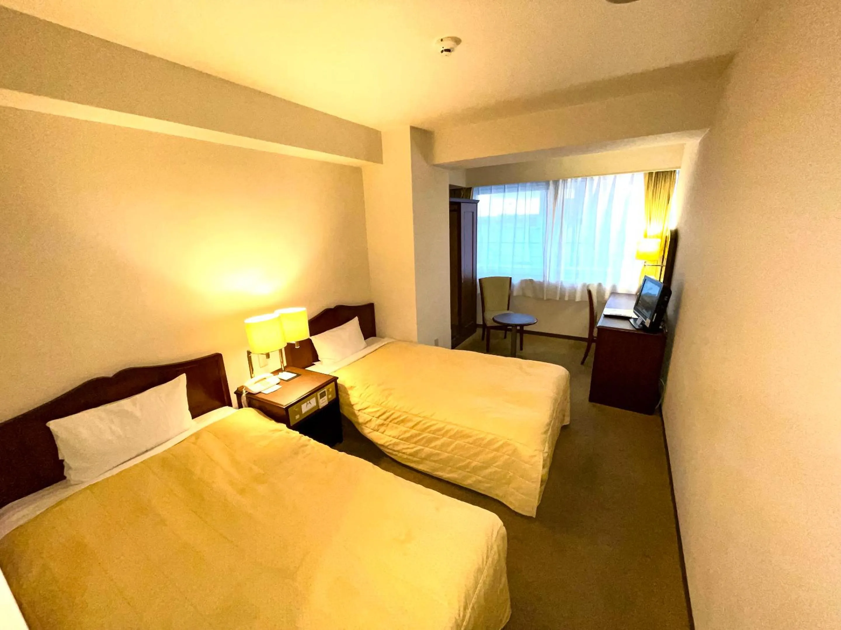 Standard Twin Room - single occupancy in Ichihara Marine Hotel