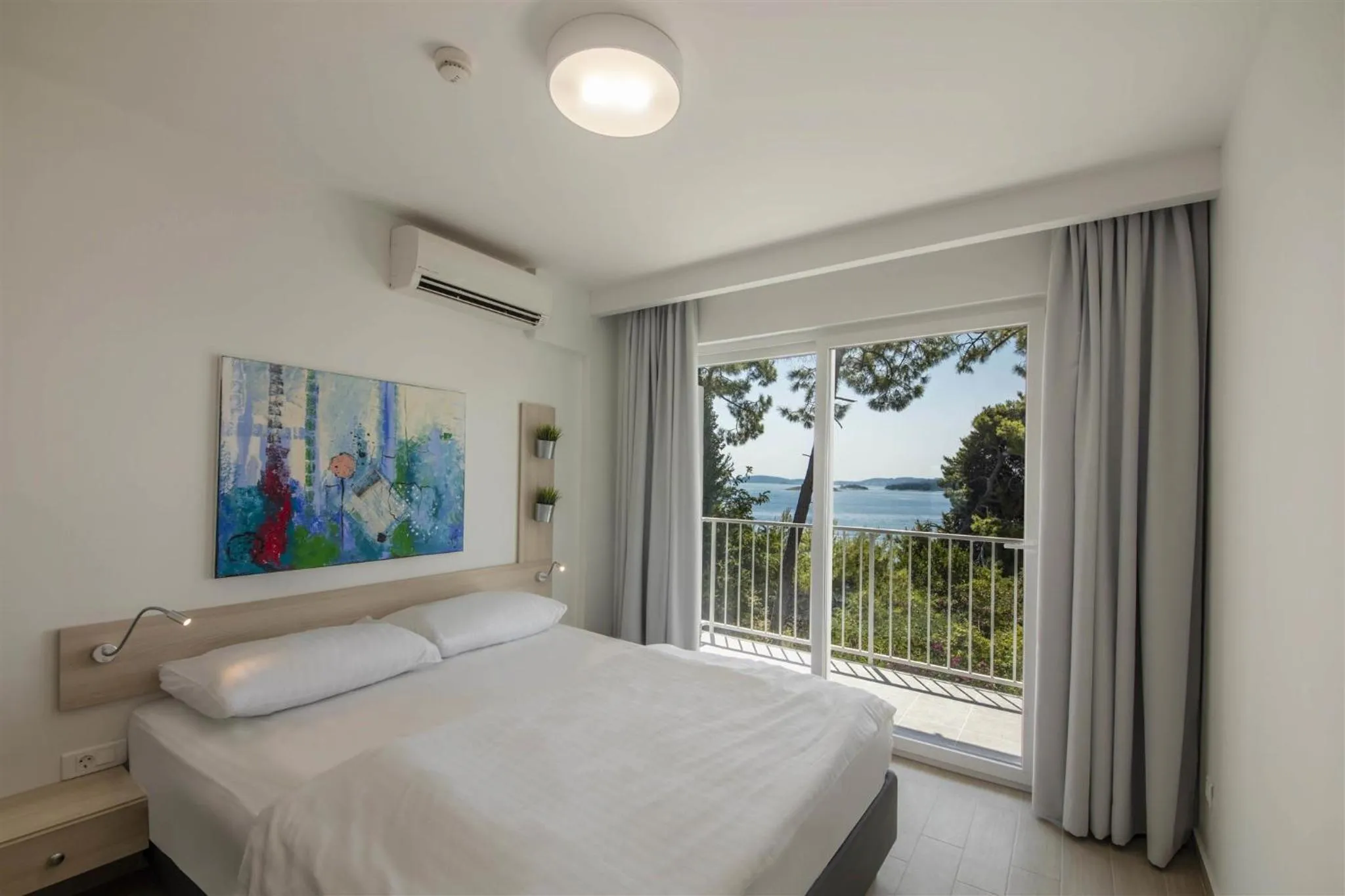 Comfort Double Room with Seaside Balcony in Aminess Casa Bellevue