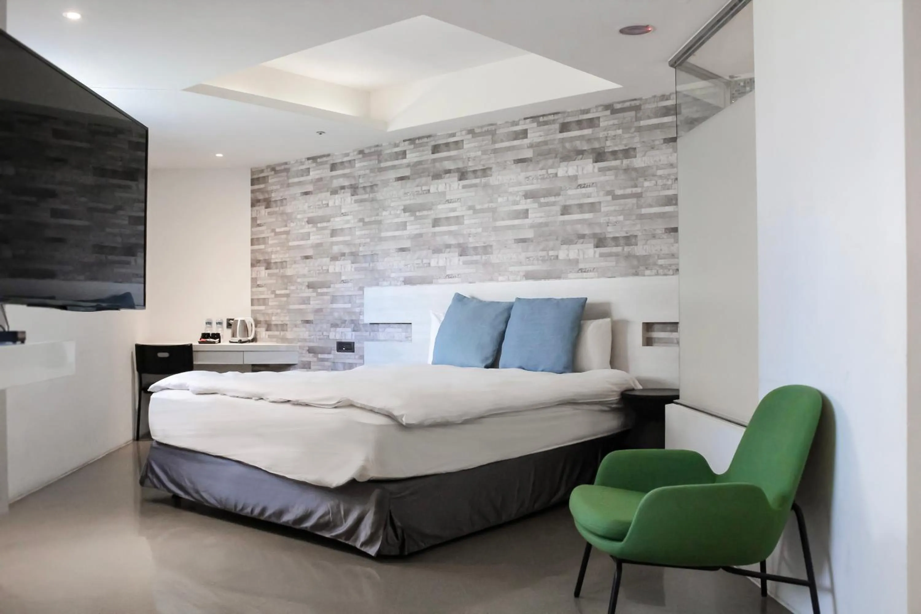 Superior Double Room in CHECK inn Taichung Liming