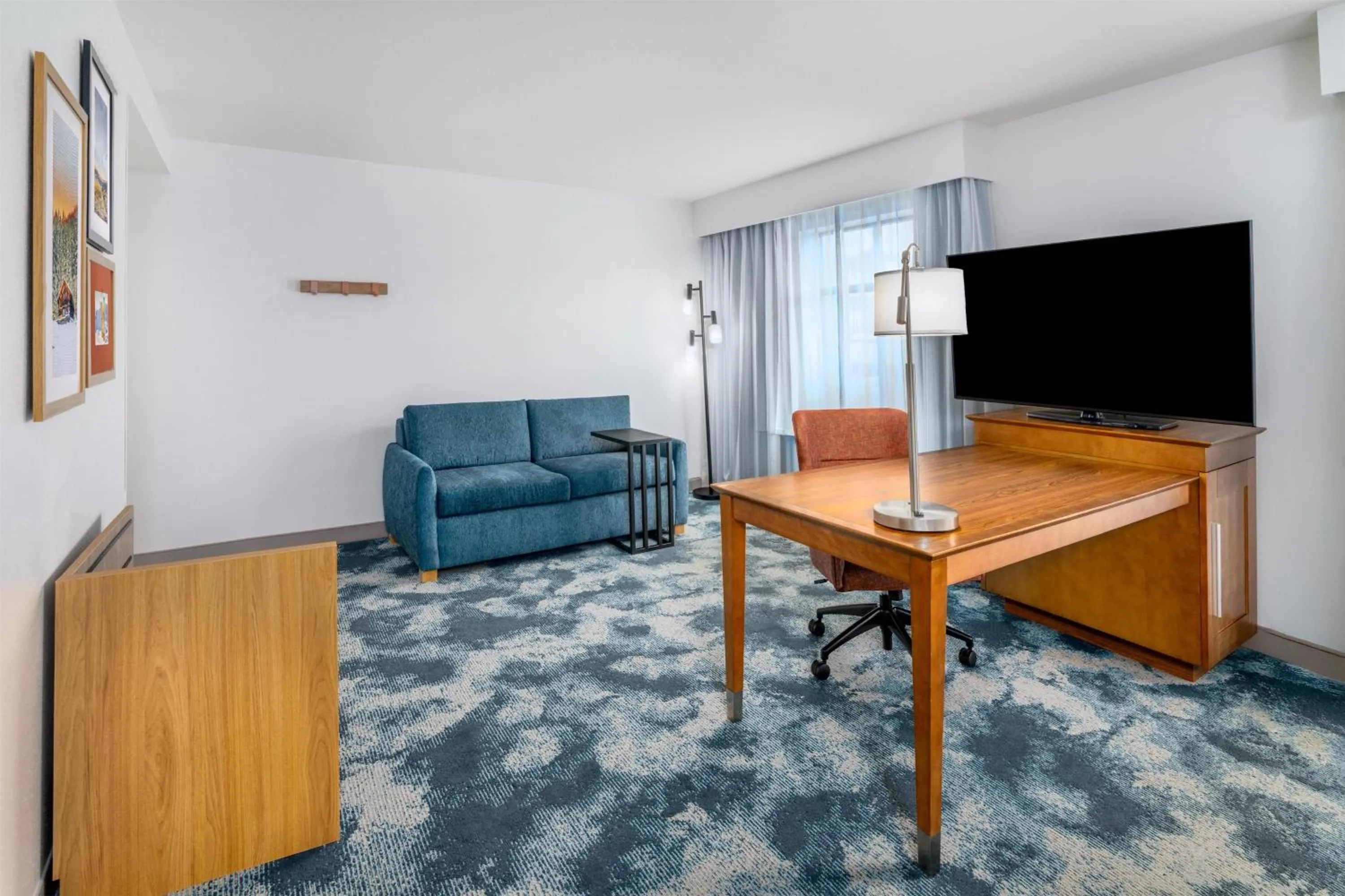 King Studio Suite with Sofa Bed - Hearing Access/Non-Smoking in Hampton Inn & Suites Silverthorne