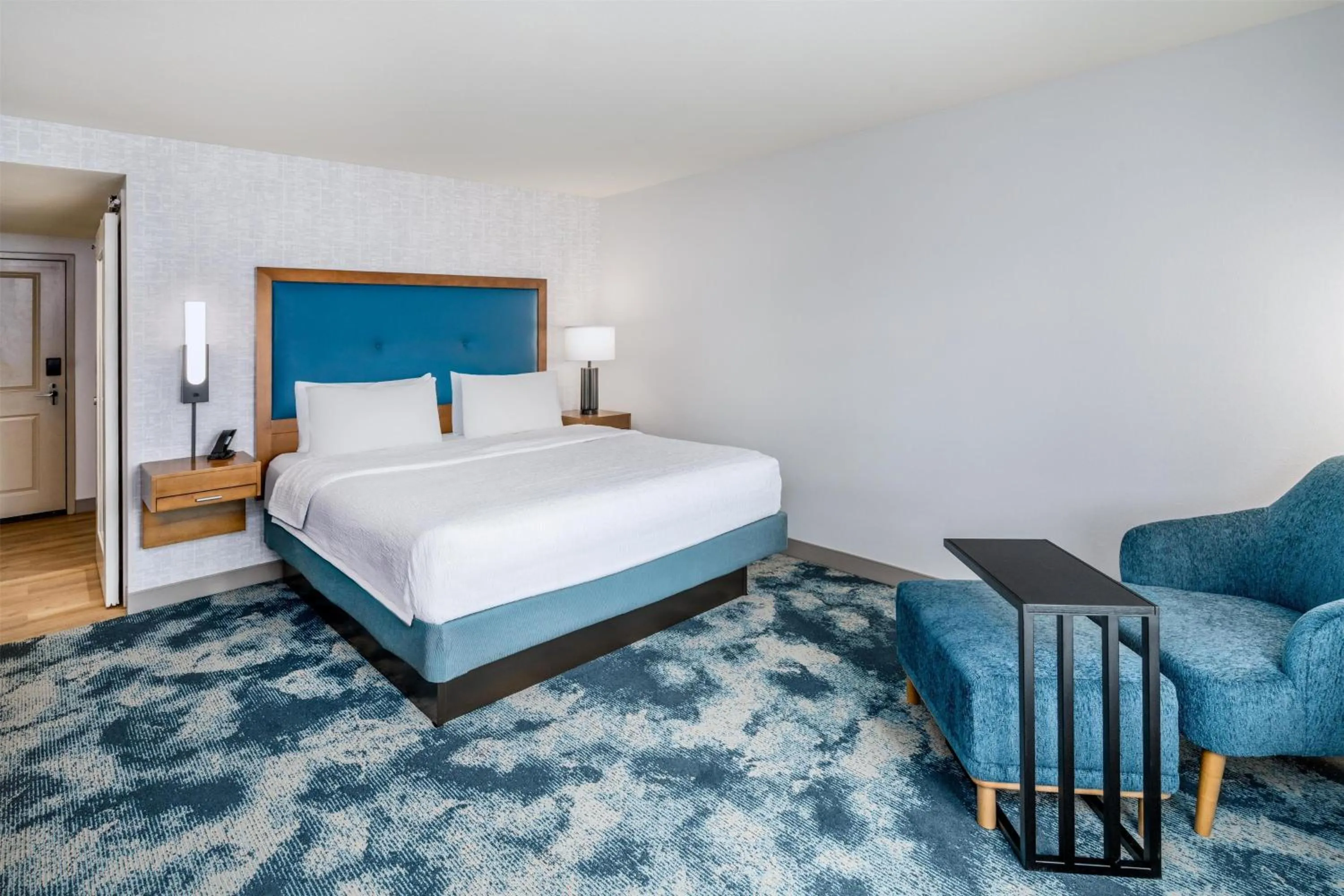 King Room - Hearing Access/Non-Smoking in Hampton Inn & Suites Silverthorne