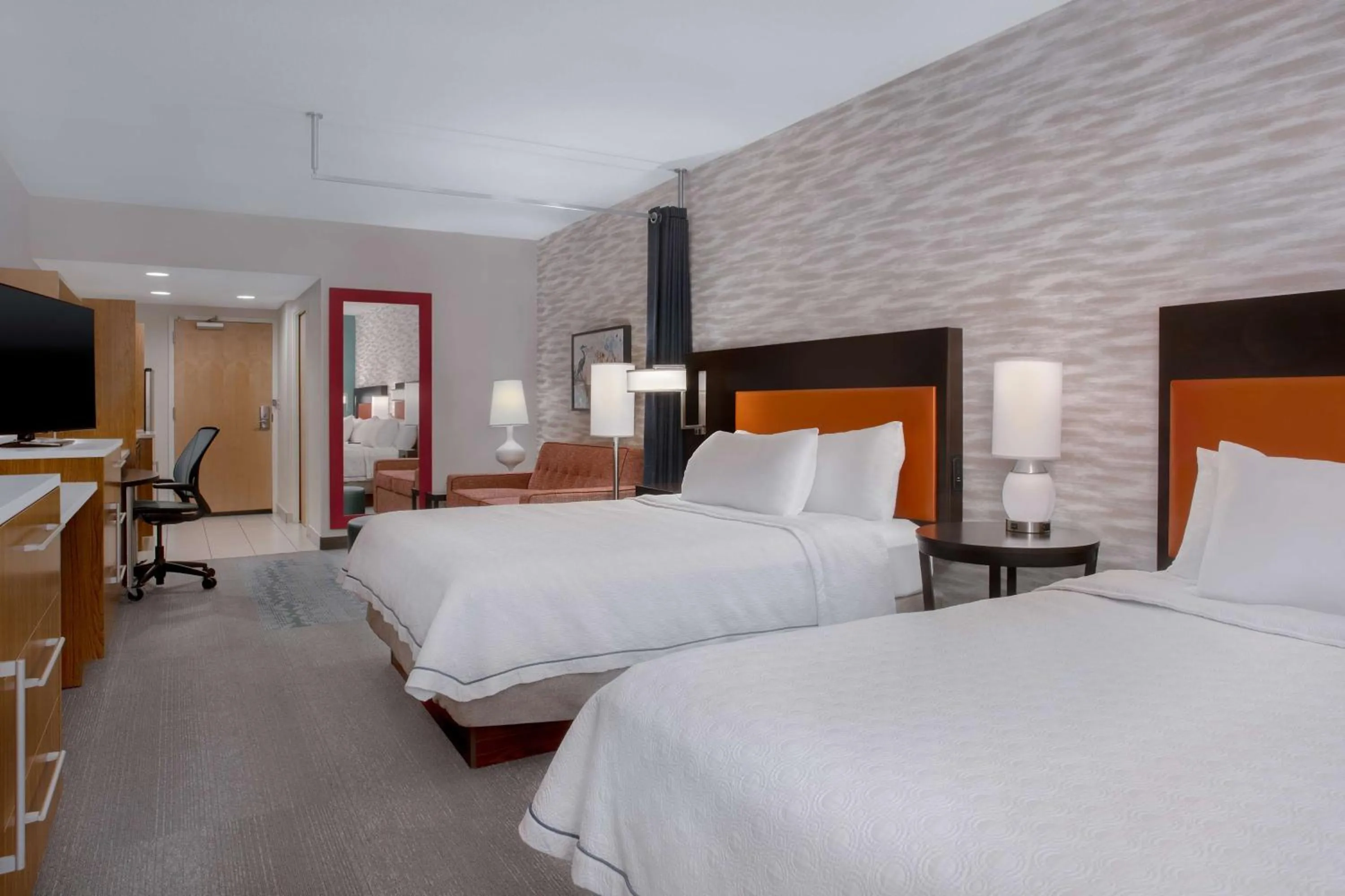 Studio with Two Queen Beds and Accessible Tub - Mobility Access/Non-Smoking in Home2 Suites By Hilton Gainesville