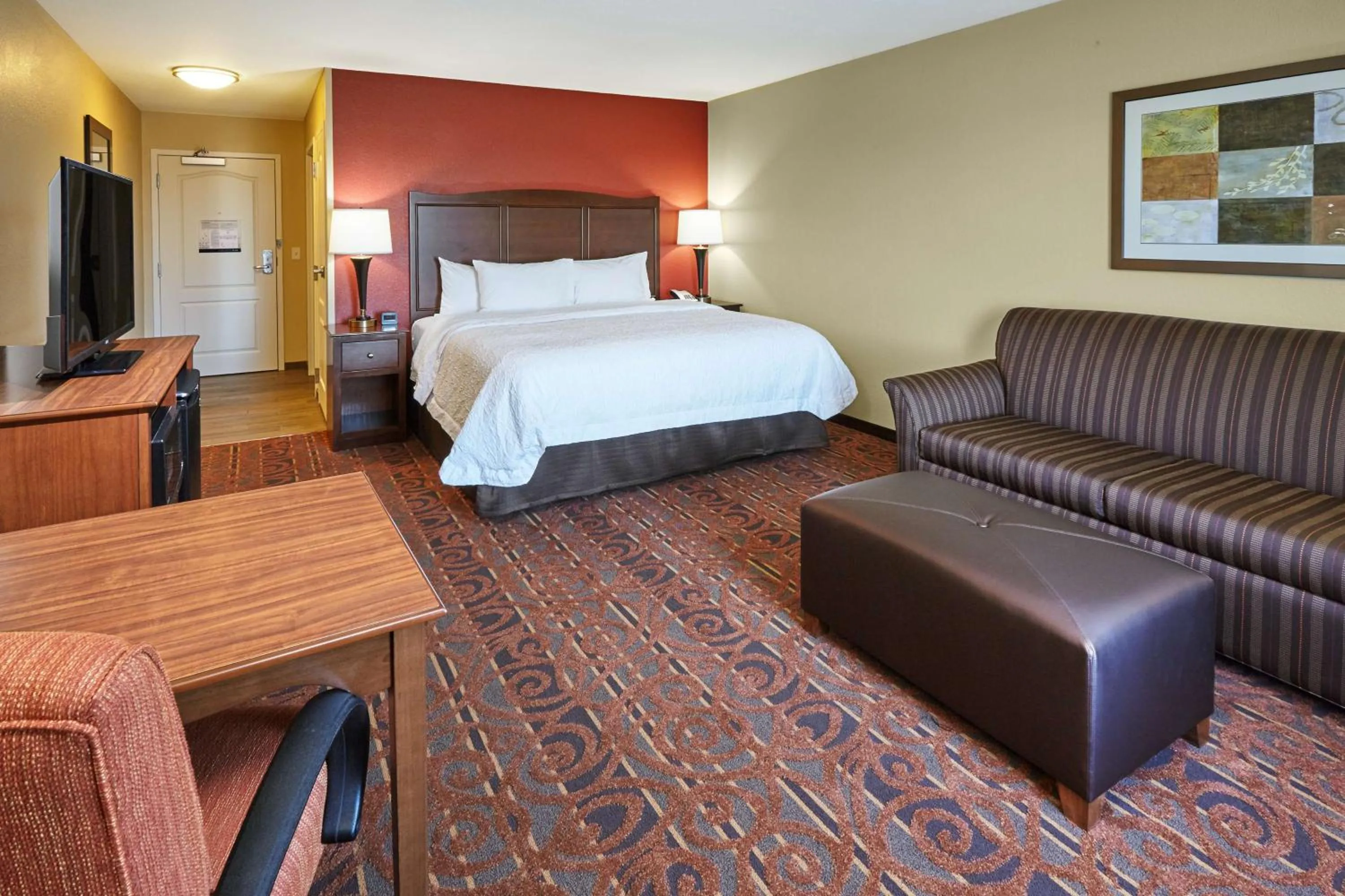 King Room with Sofa Bed - Non-Smoking in Hampton Inn & Suites Milwaukee/Franklin