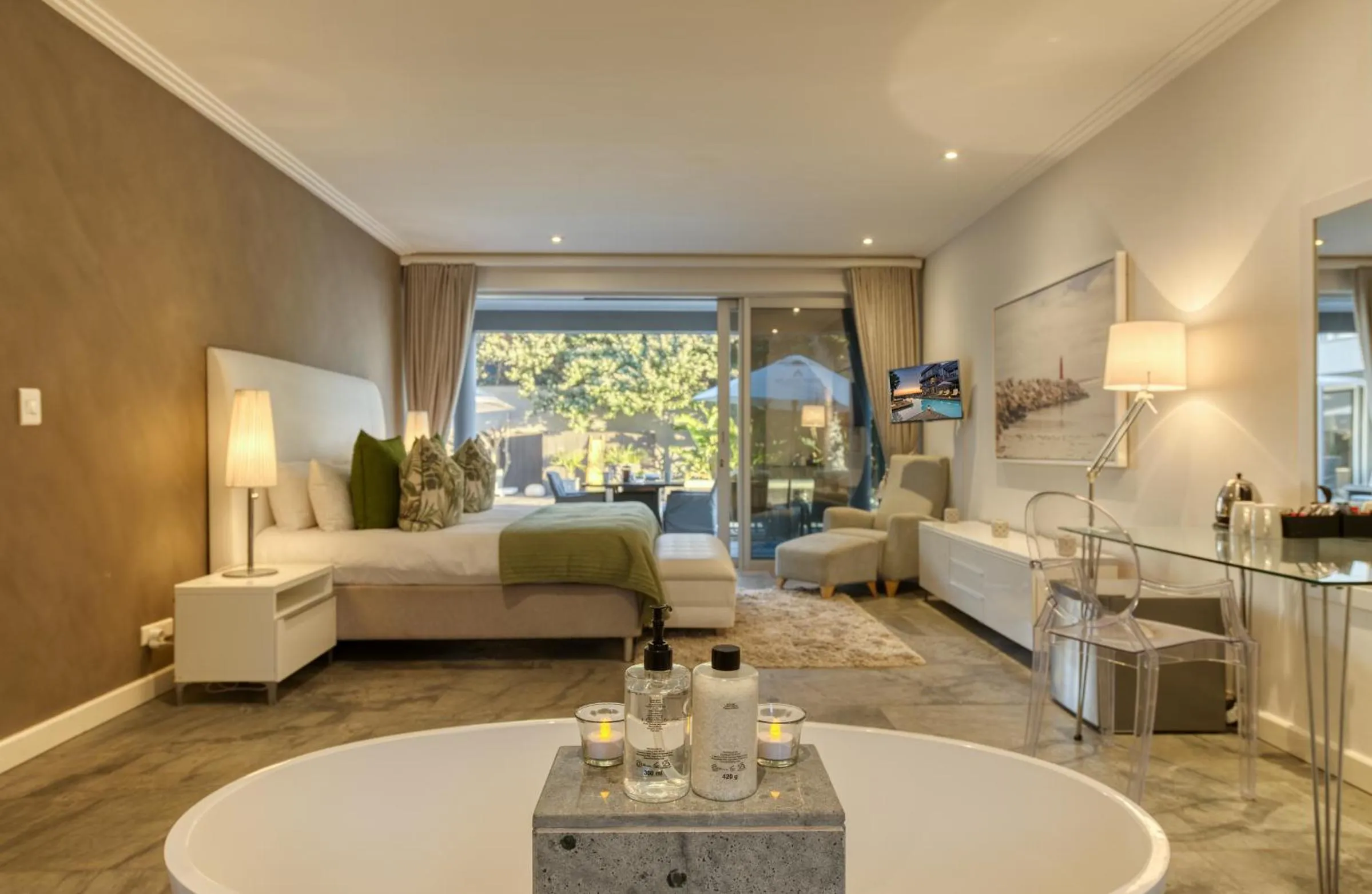 Junior Suite with Pool View in Atlantic Palms