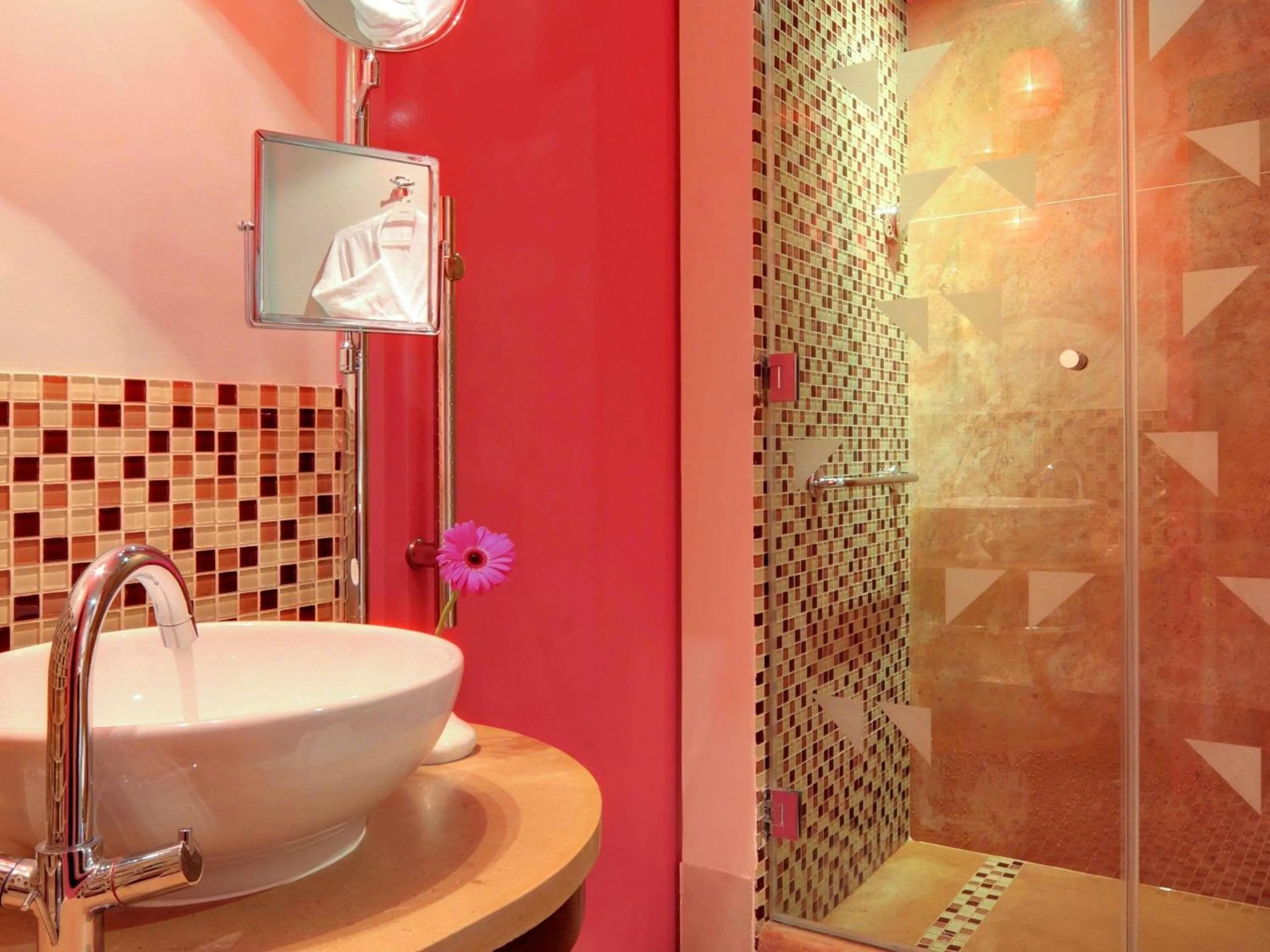 Superior Twin Room - Garden Side in Mercure Hurghada Hotel