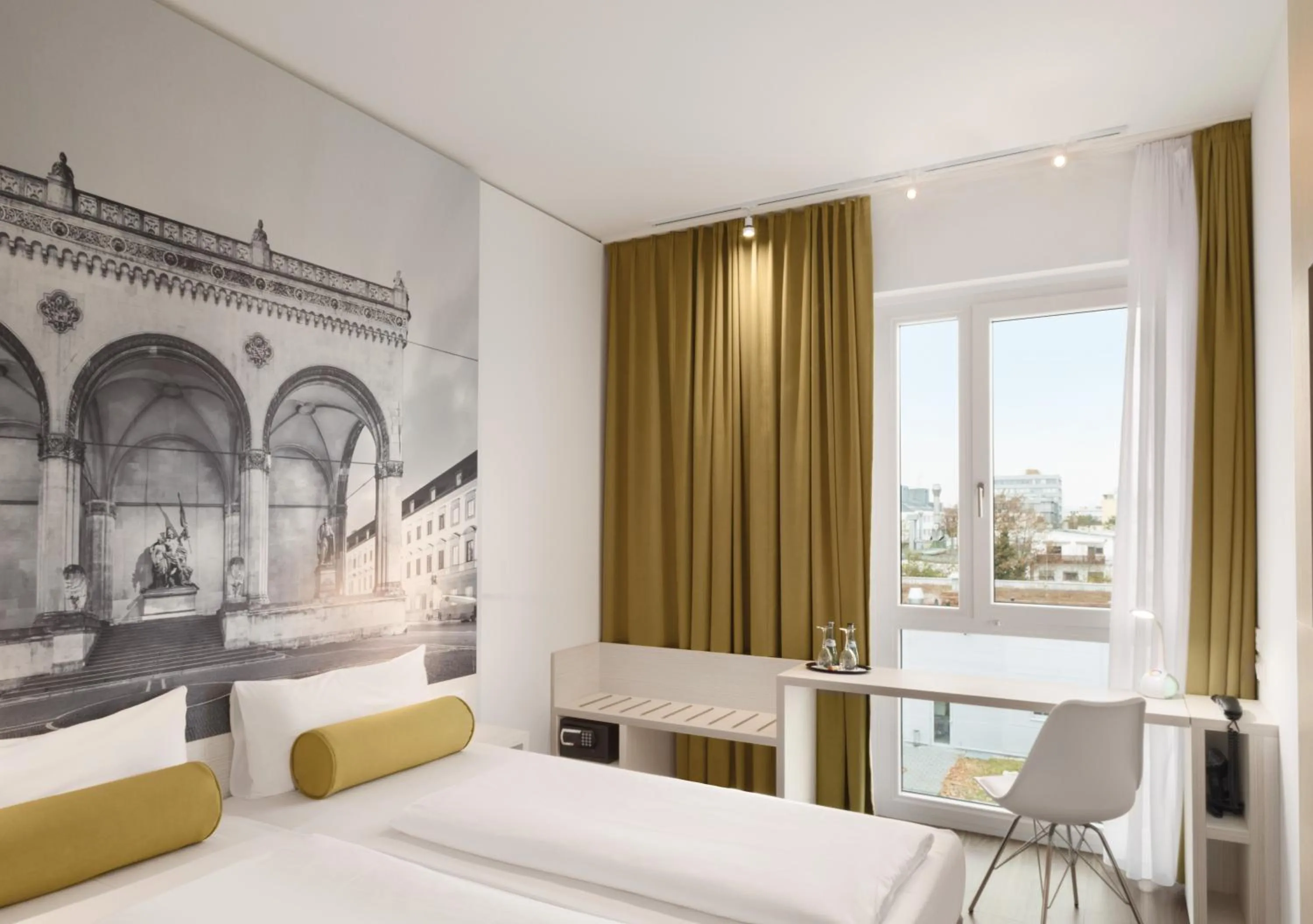 Standard Double Room in Super 8 by Wyndham Munich City North