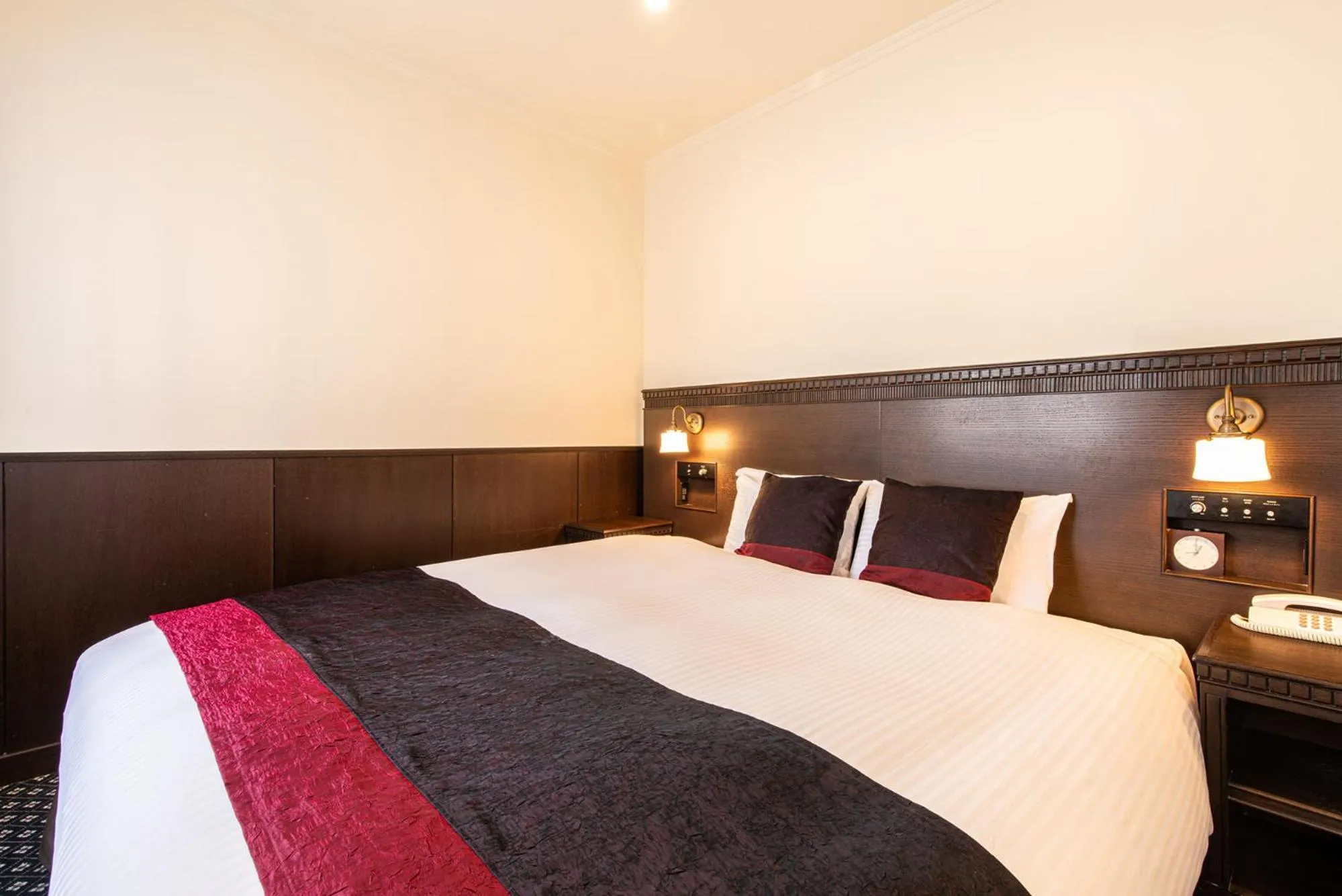 King Room in Kobe Tor Road Hotel Sanraku