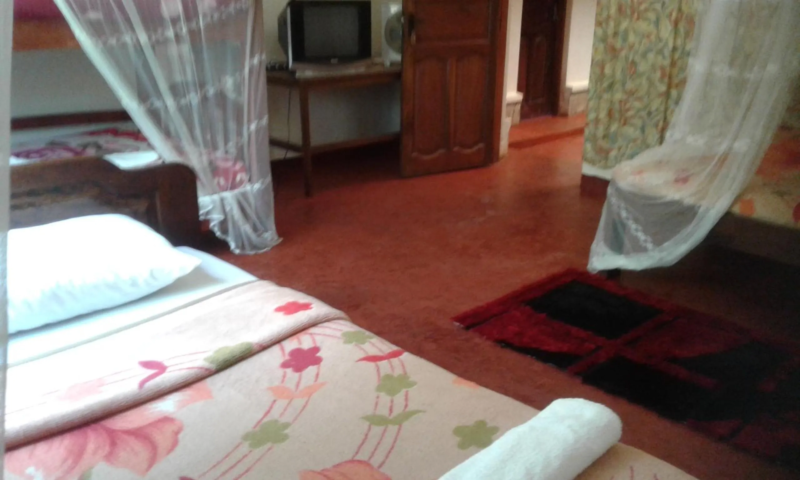 Family Room in Skyway Hotel