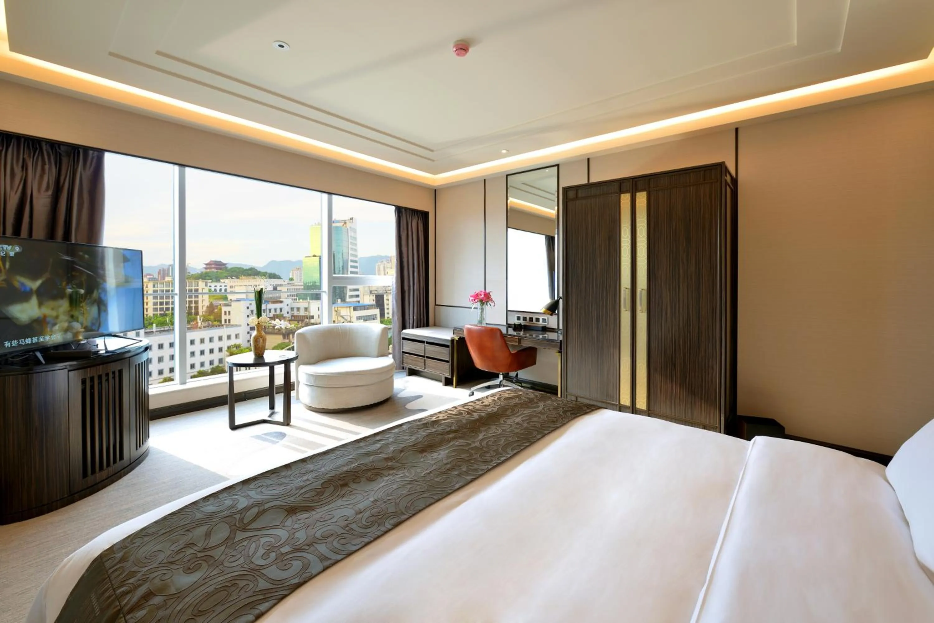 Executive Double Room with City View in Fuzhou Lakeside Hotel