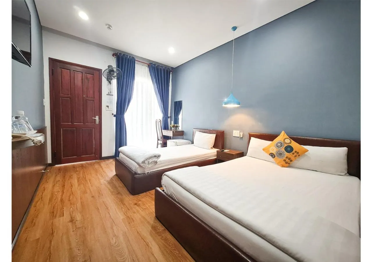 Triple Room in Quan Quan Hotel