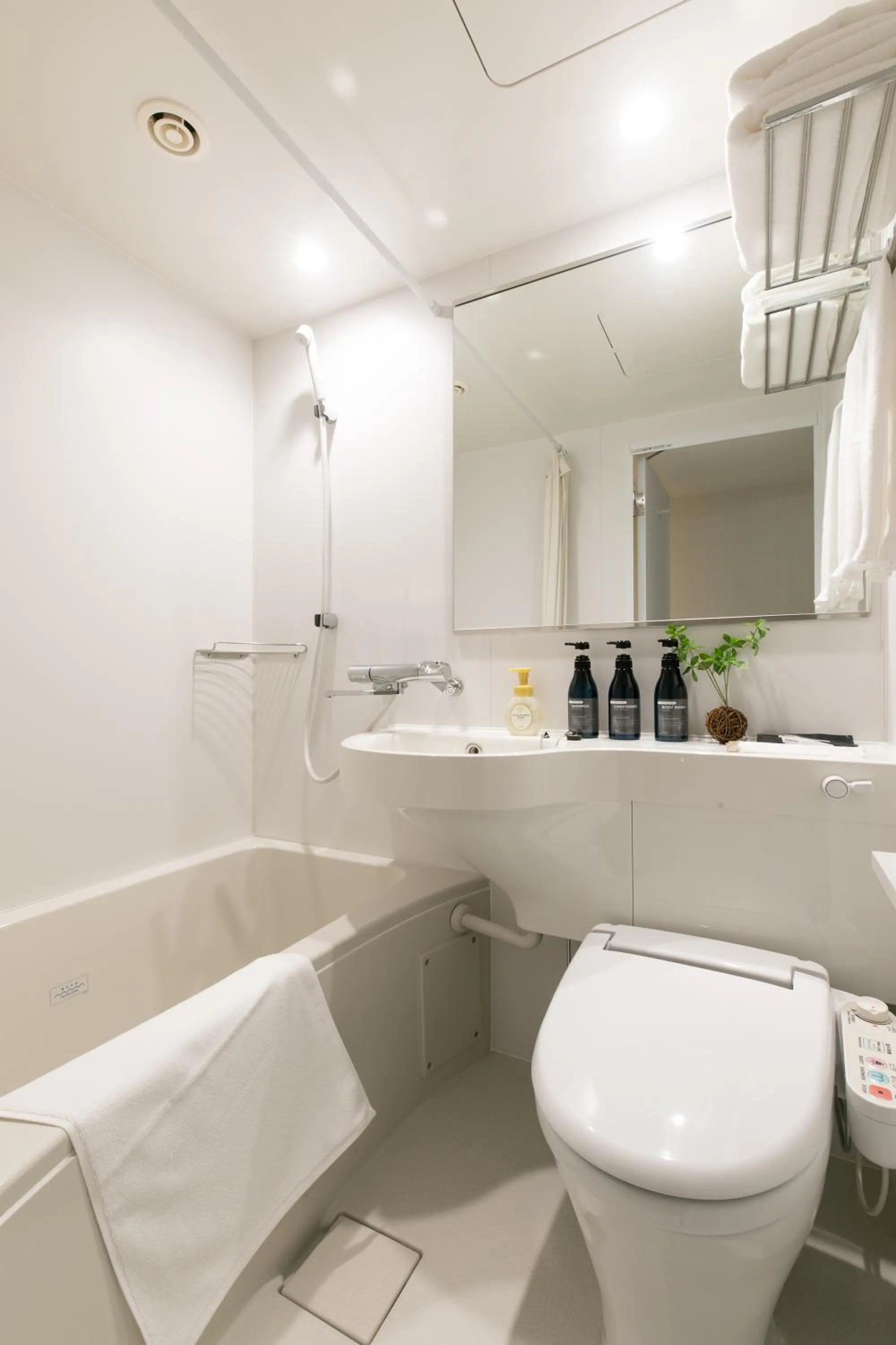 Standard Single Room - single occupancy - Non-Smoking in Hotel Silk Tree Nagoya