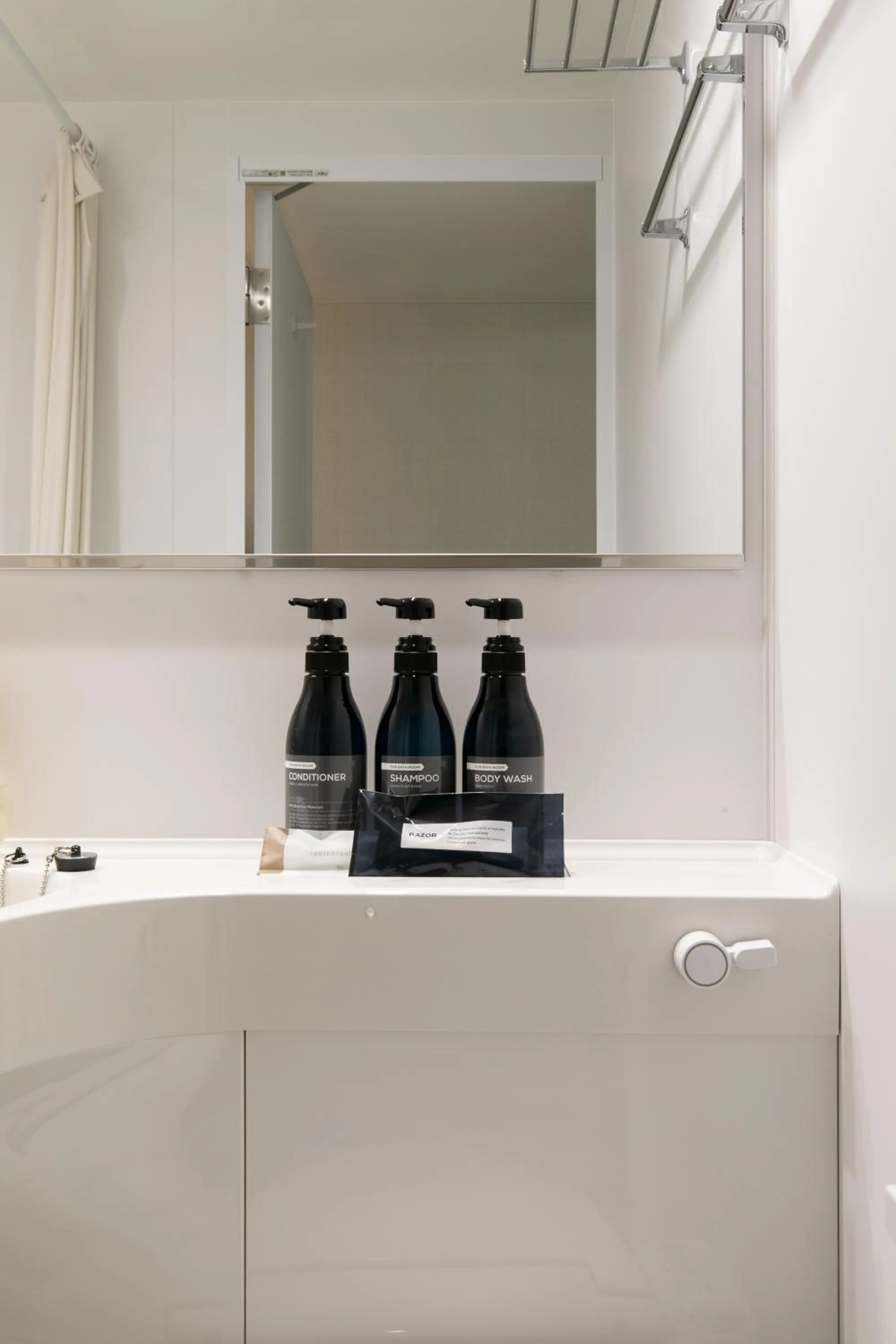 Small Double Room - Smoking in Hotel Silk Tree Nagoya