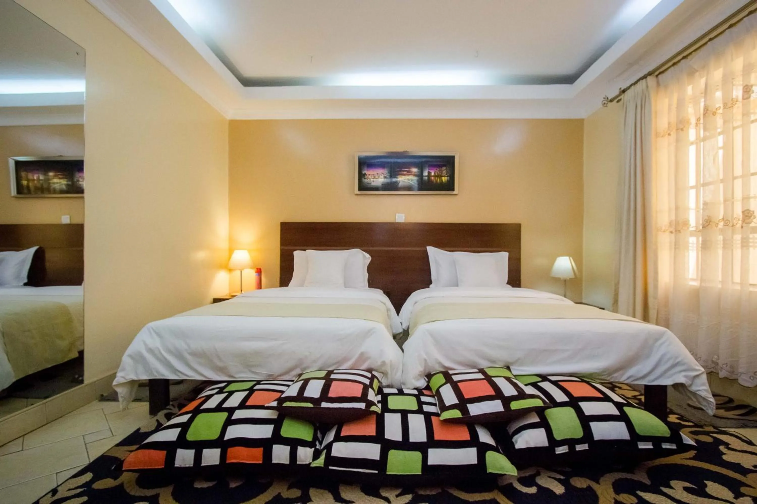 Deluxe Twin Room in Capital Heights Hotel