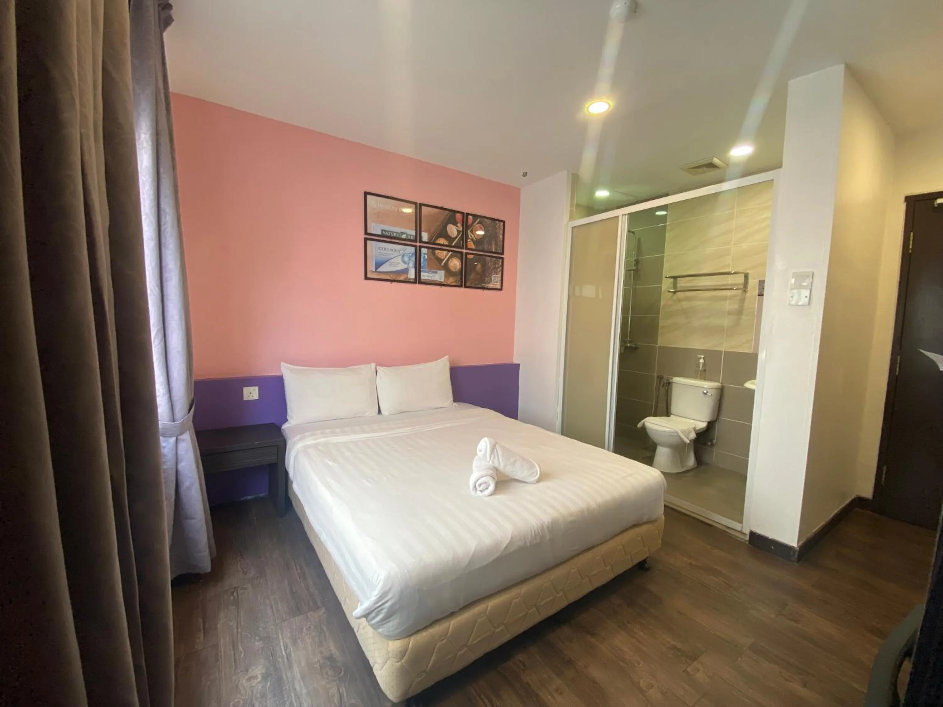 Deluxe Double Room in Timez Business Hotel
