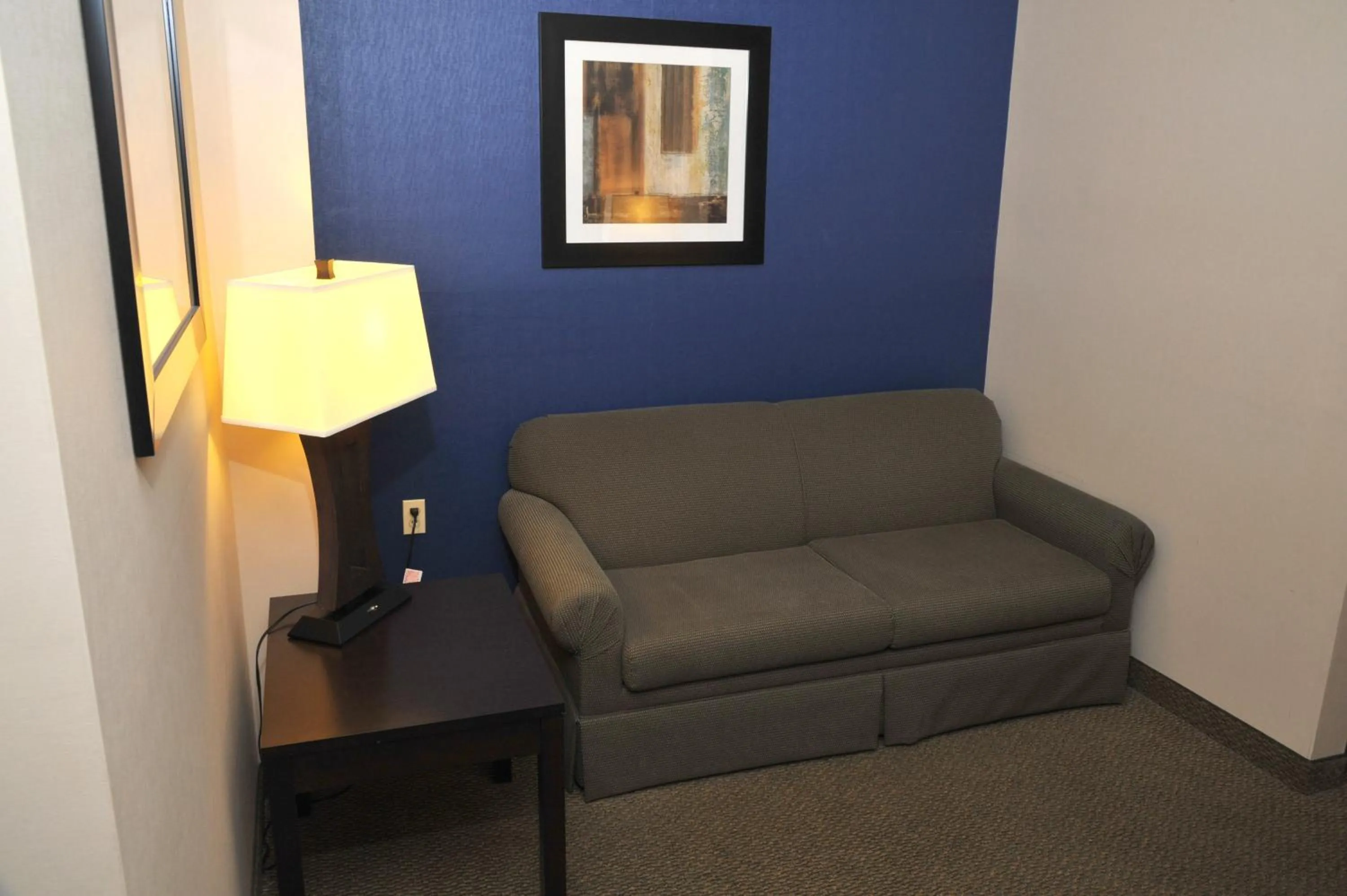 Junior King Suite - Non-Smoking in Wingate by Wyndham Ashland