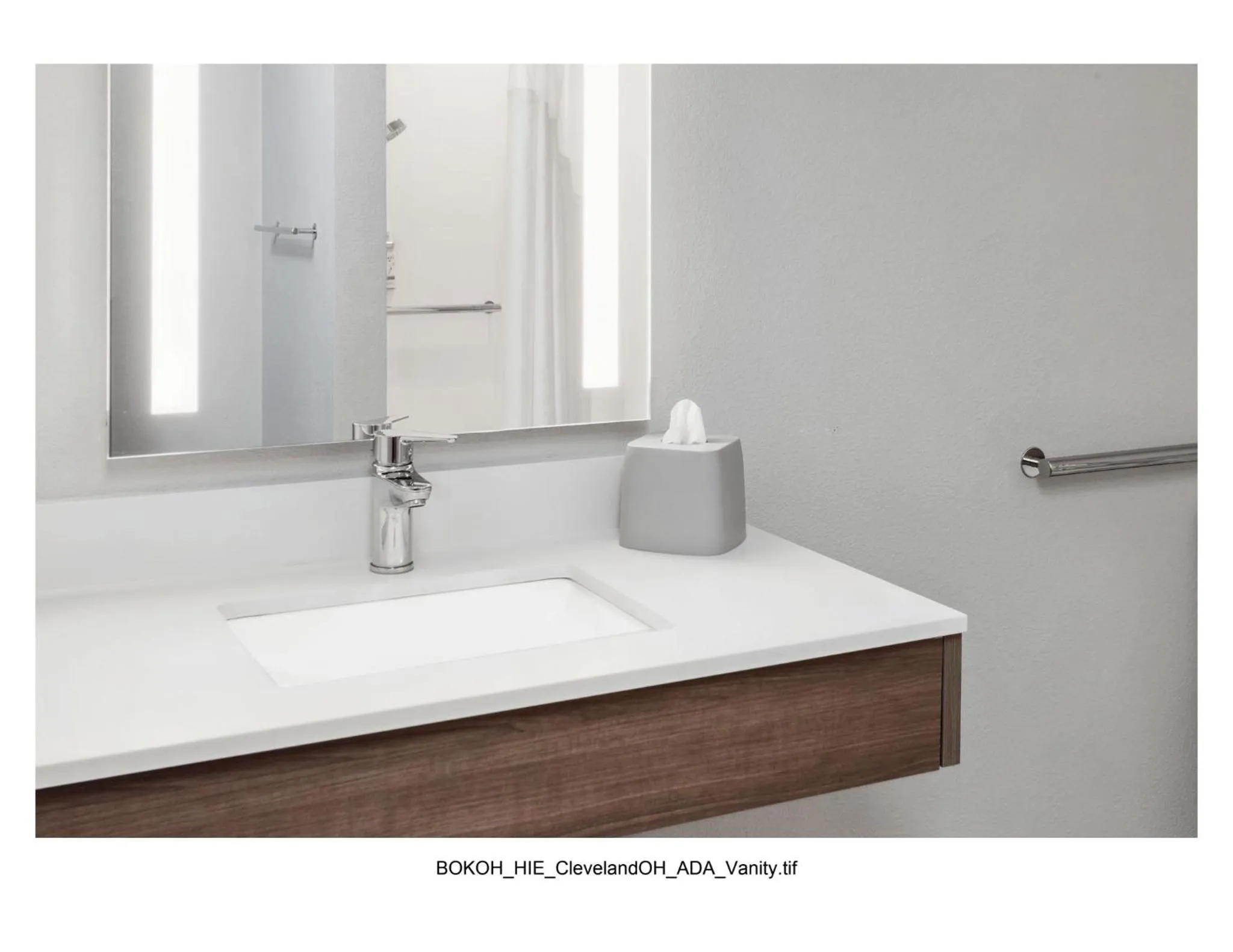 King Room - Disability Access in Holiday Inn Express Cleveland Airport - Brook Park by IHG