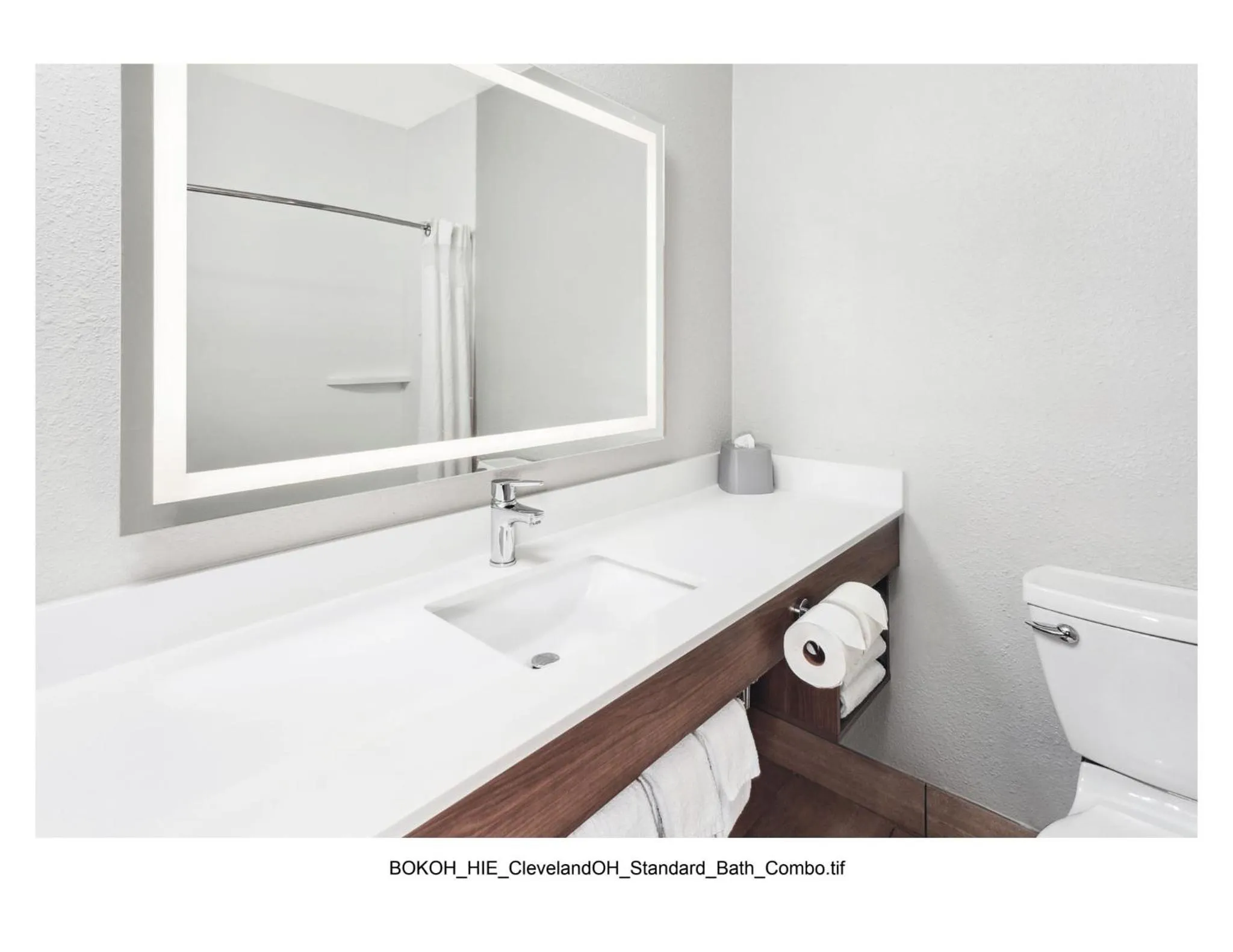 Standard King Room in Holiday Inn Express Cleveland Airport - Brook Park by IHG