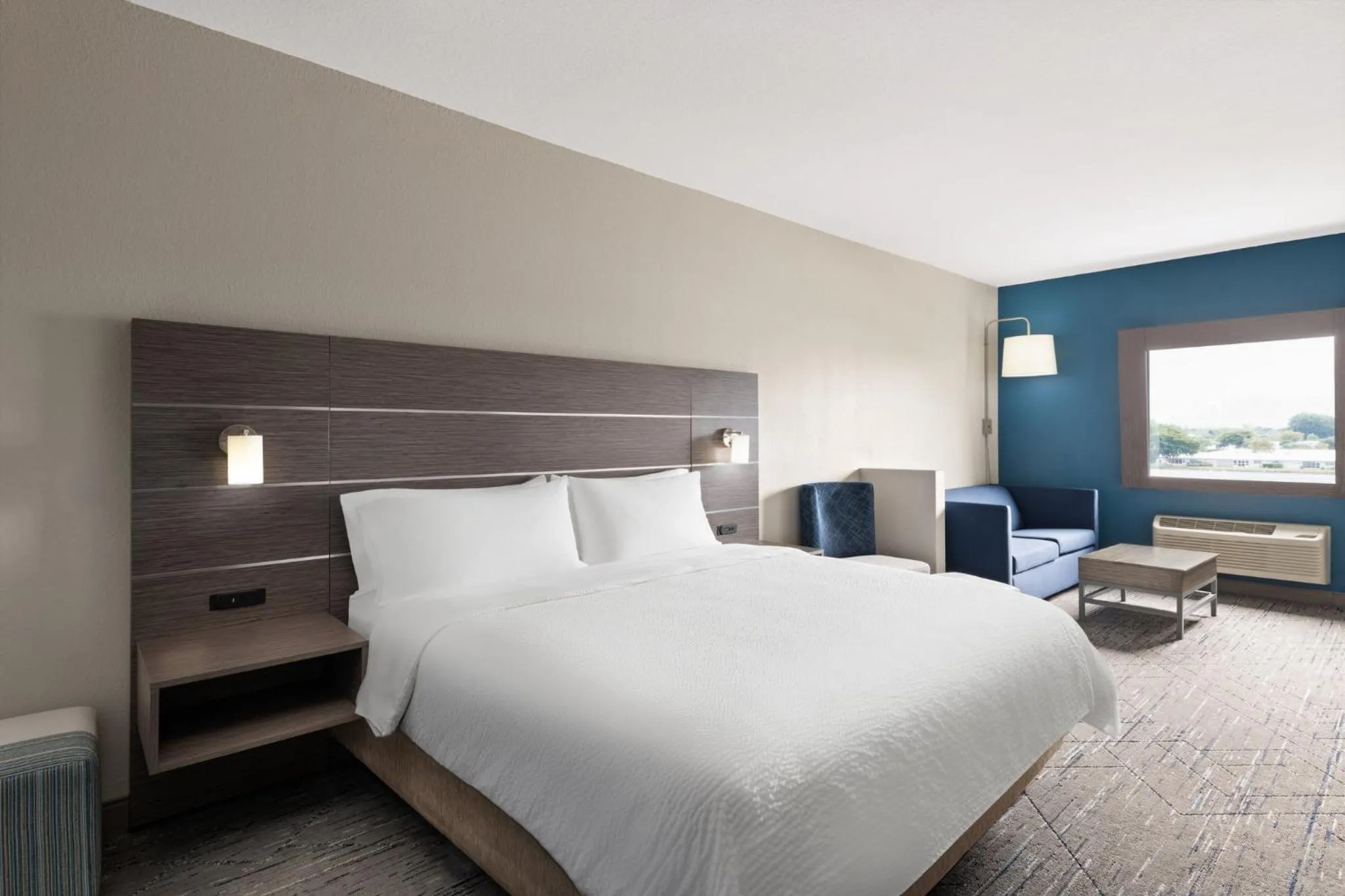 Suite - Hearing Accessible - Non-Smoking in Holiday Inn Express & Suites Boynton Beach by IHG