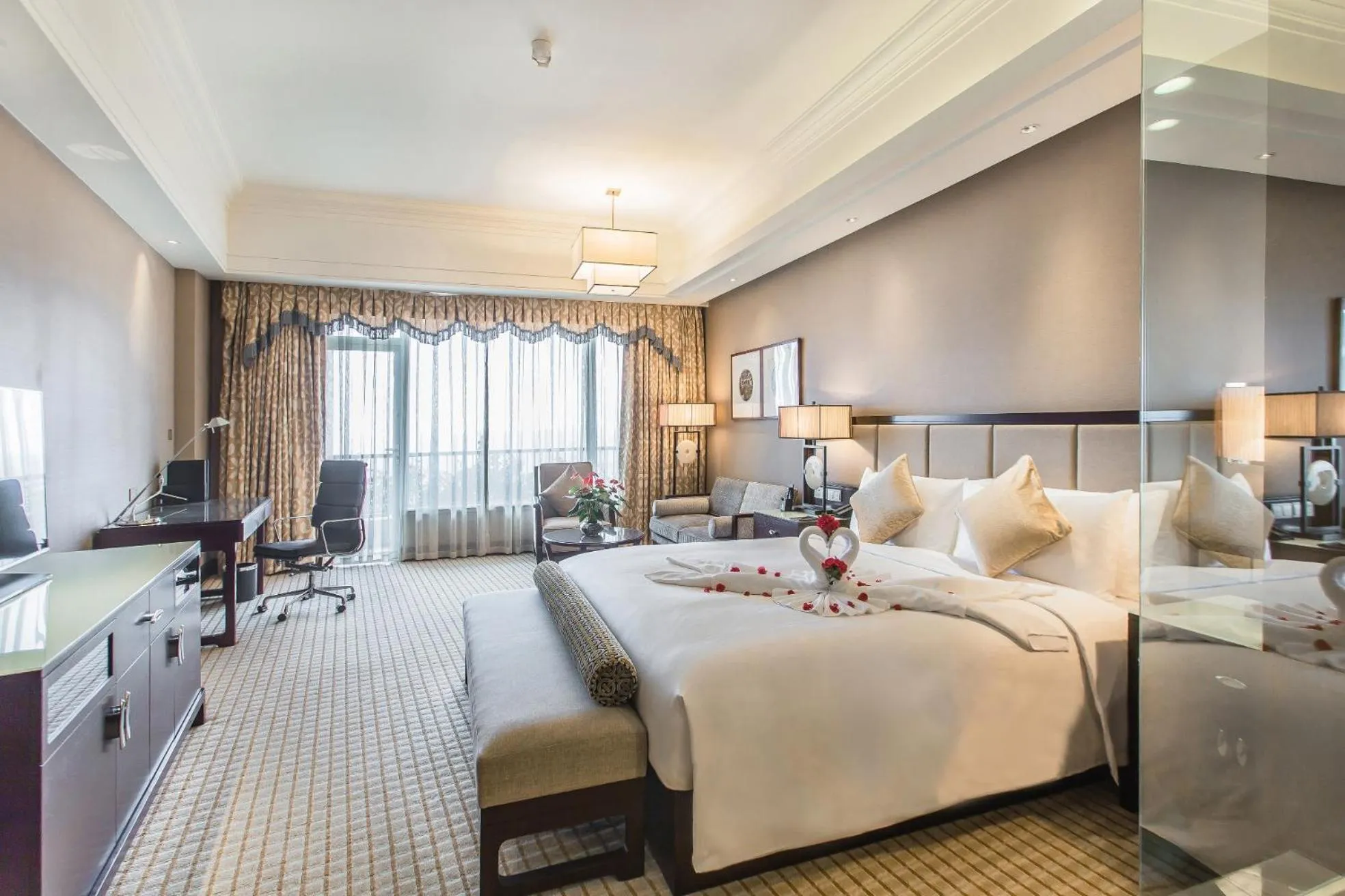 Classic King Room with Mountain View in InterContinental Sancha Lake by IHG