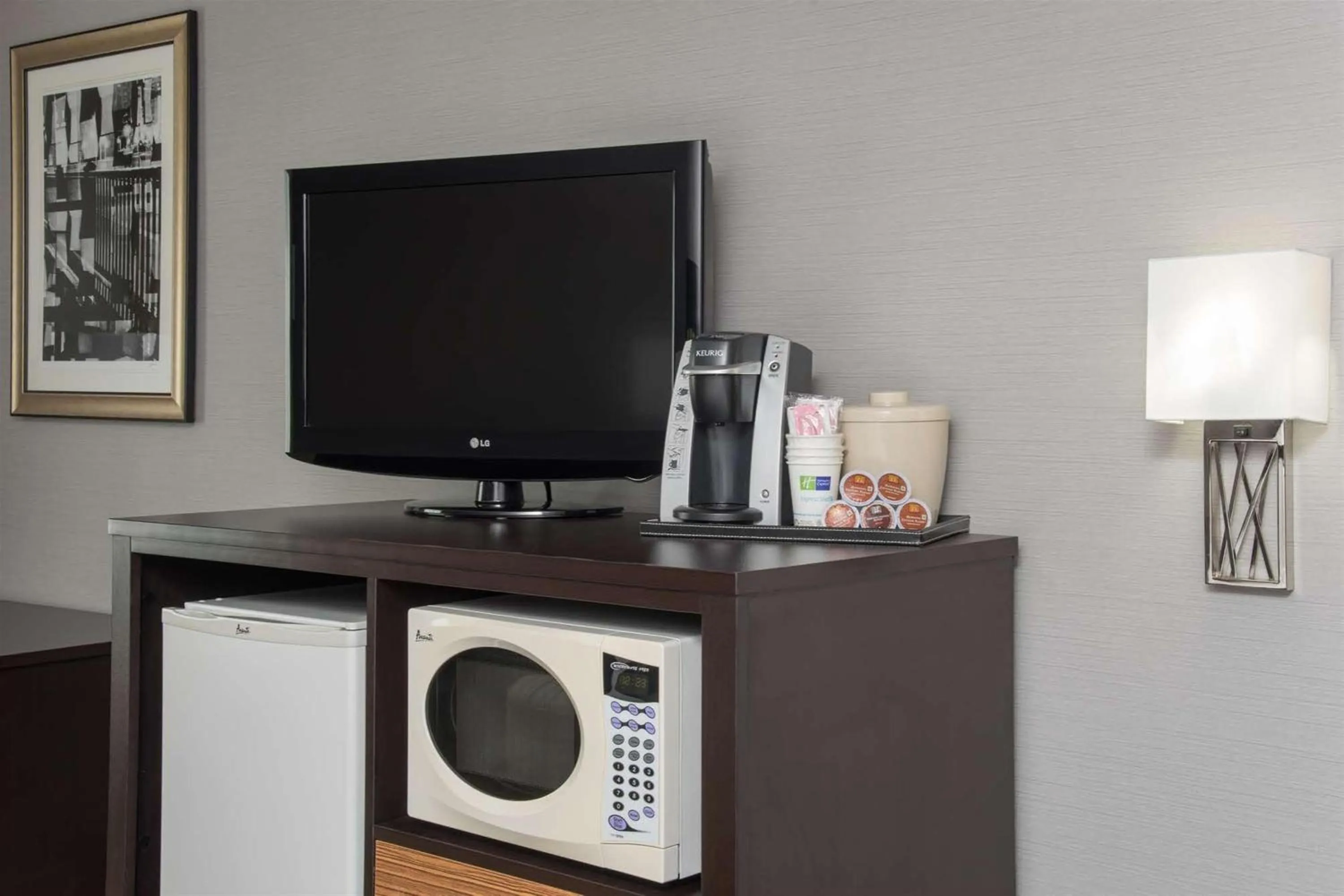 Standard Room in Holiday Inn Express & Suites Danville by IHG