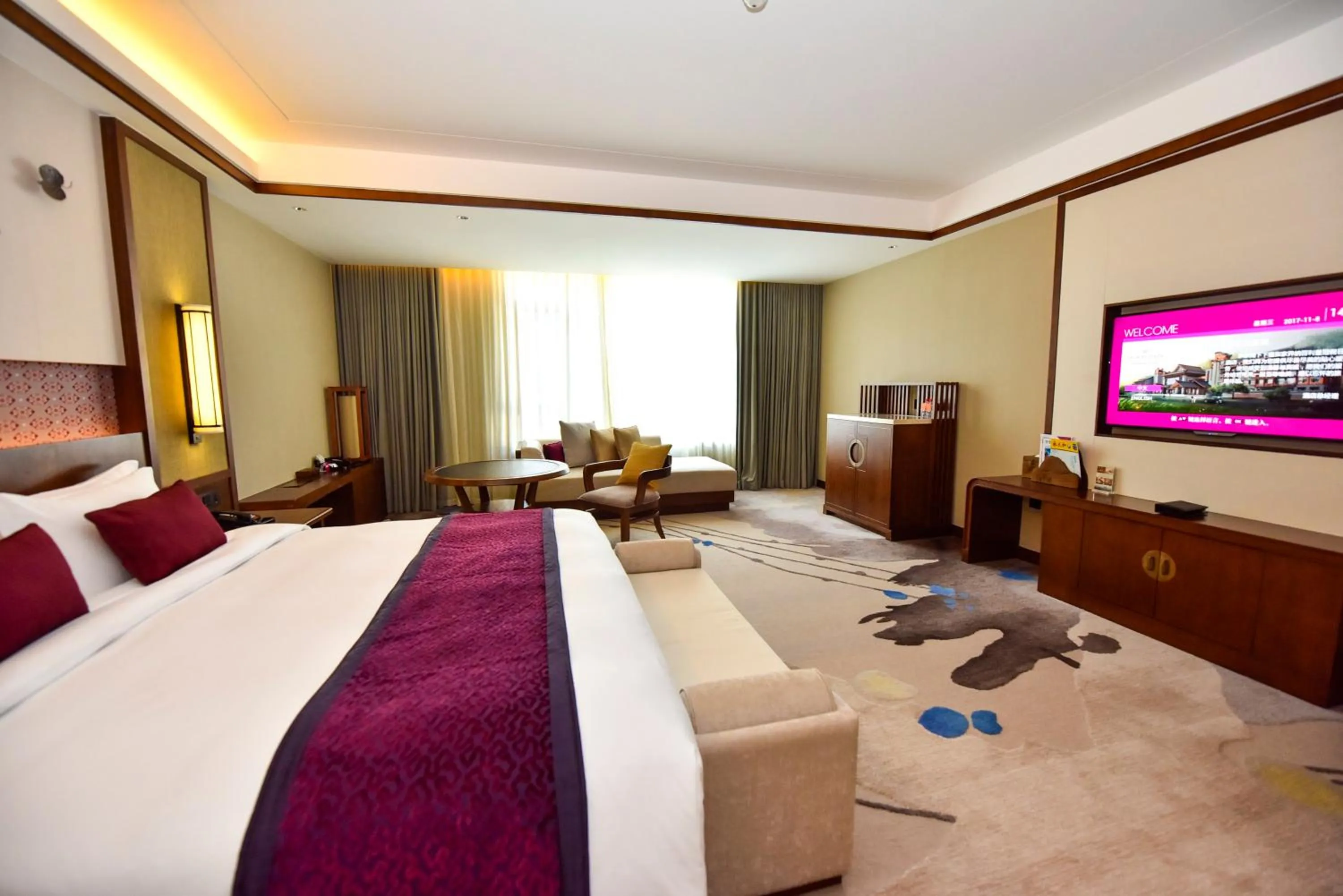 Deluxe King Room in Howard Johnson Neodalle Resort Zhangjiajie