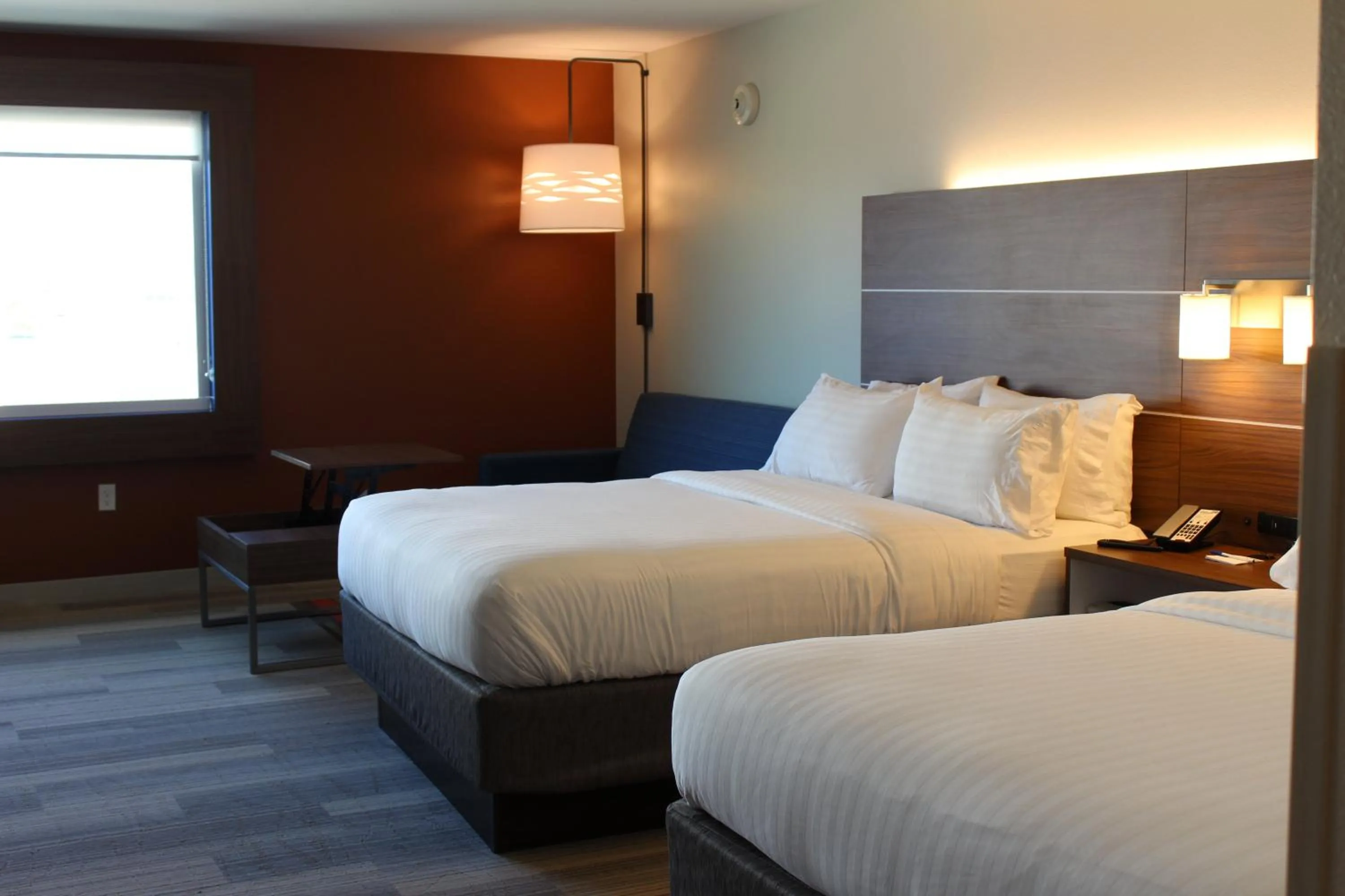 Queen Room with Two Queen Beds - Disability Access with Bath Tub in Holiday Inn Express & Suites Omaha - Millard Area by IHG