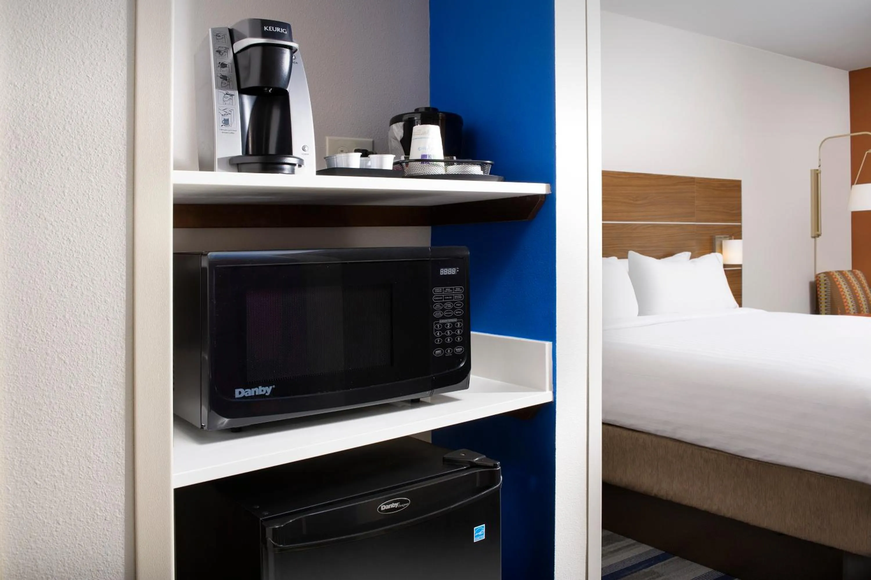 Standard King Room - Communications Accessible in Holiday Inn Express & Suites New Braunfels by IHG