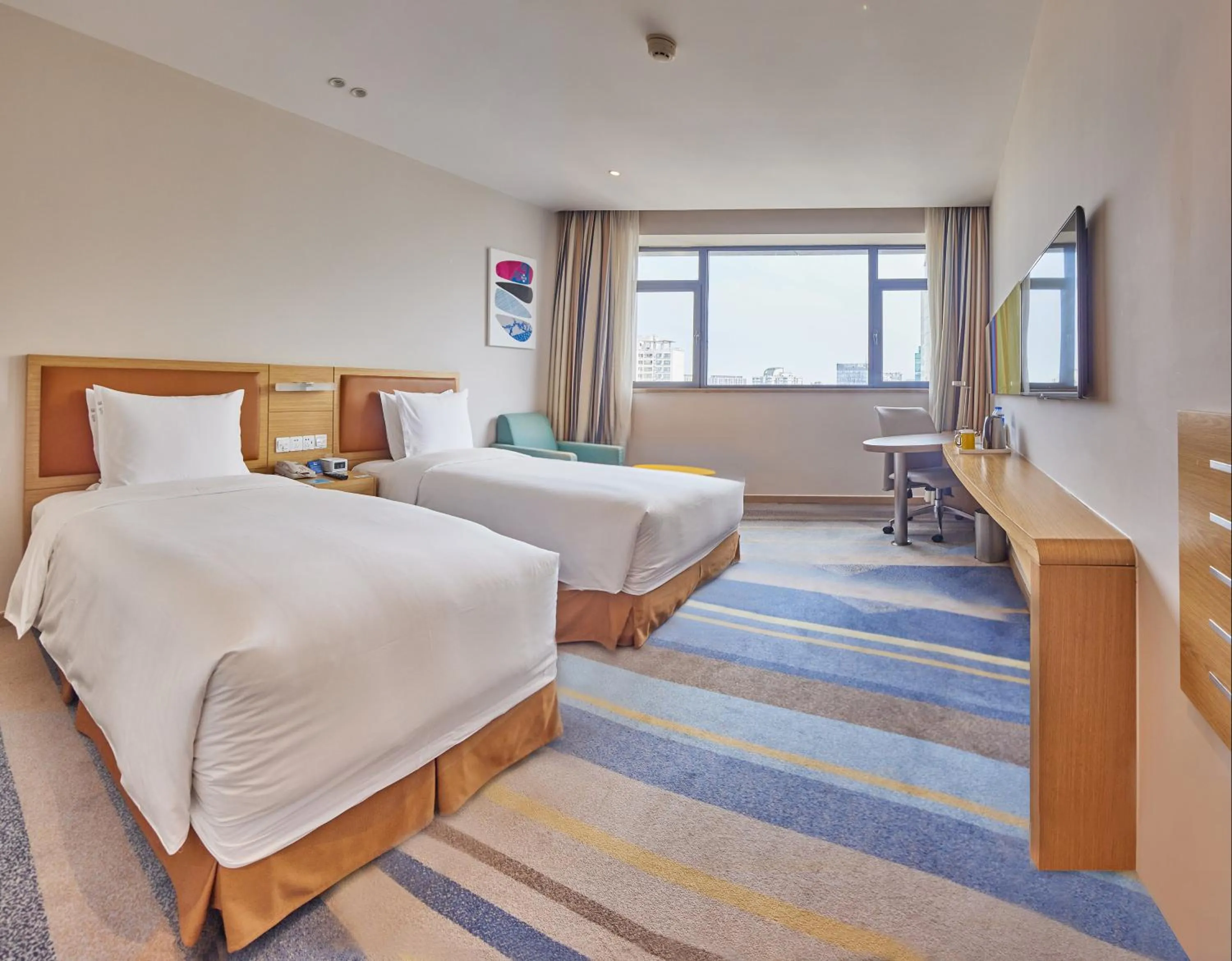Standard Twin Room with Extra Floor Space in Holiday Inn Express Shanghai Zhenping by IHG