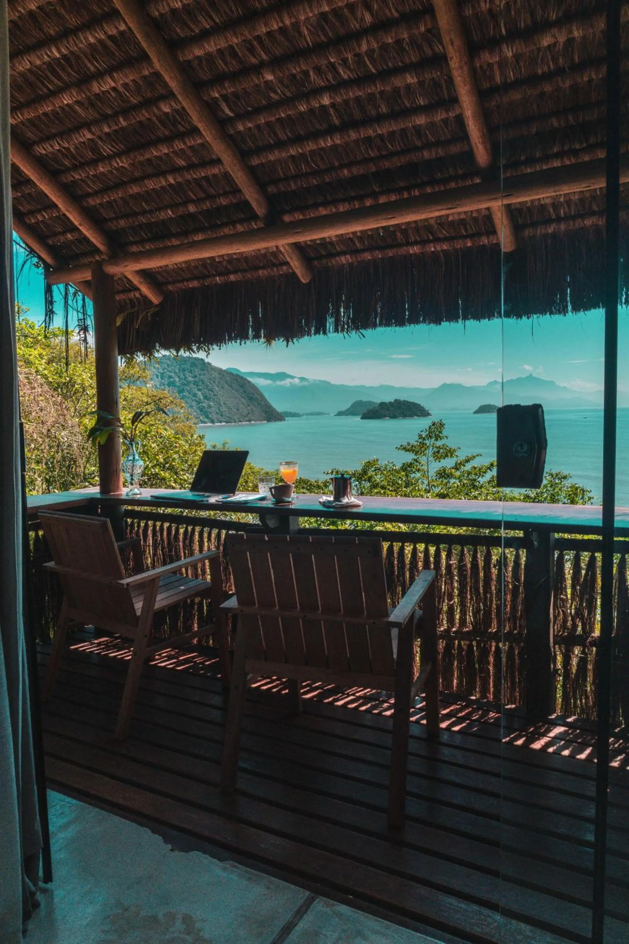 Deluxe Suite with Sea View in Casa Luz Paraty