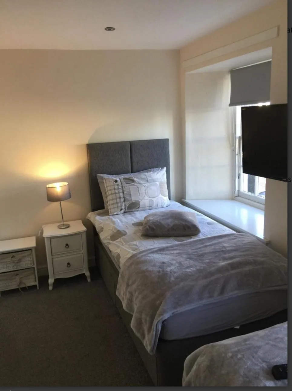 Twin Room with Shower in Black Bull with Rooms upper