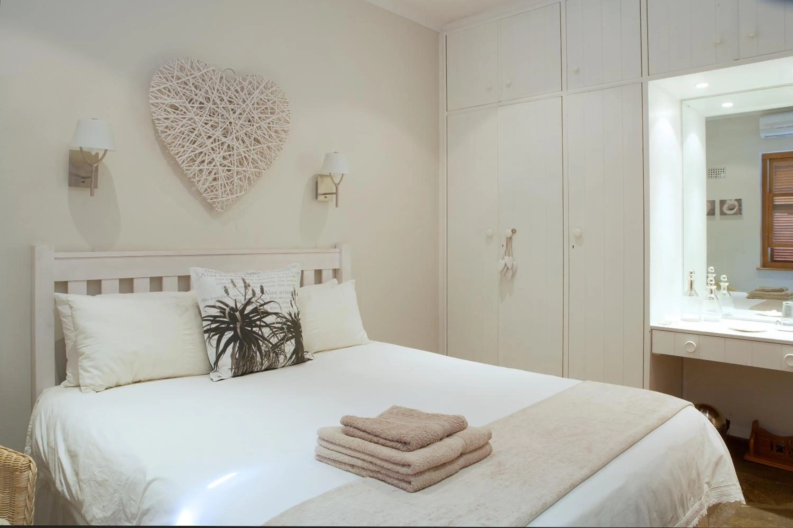 Two-Bedroom Suite in Yellow Aloe