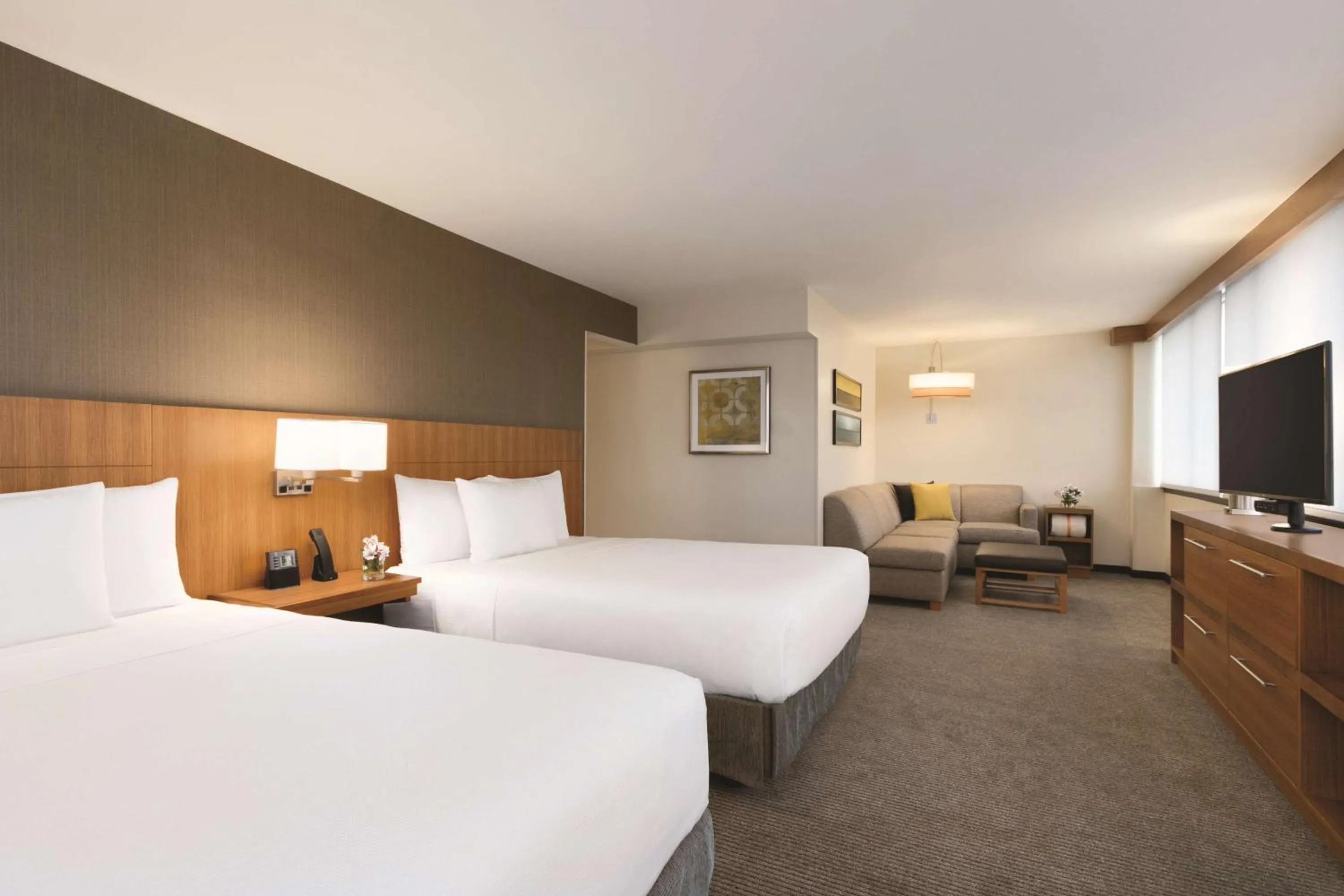 Queen Room with Two Queen Beds, Sofa Bed and Accessible Tub in Hyatt Place Chicago O'Hare Airport