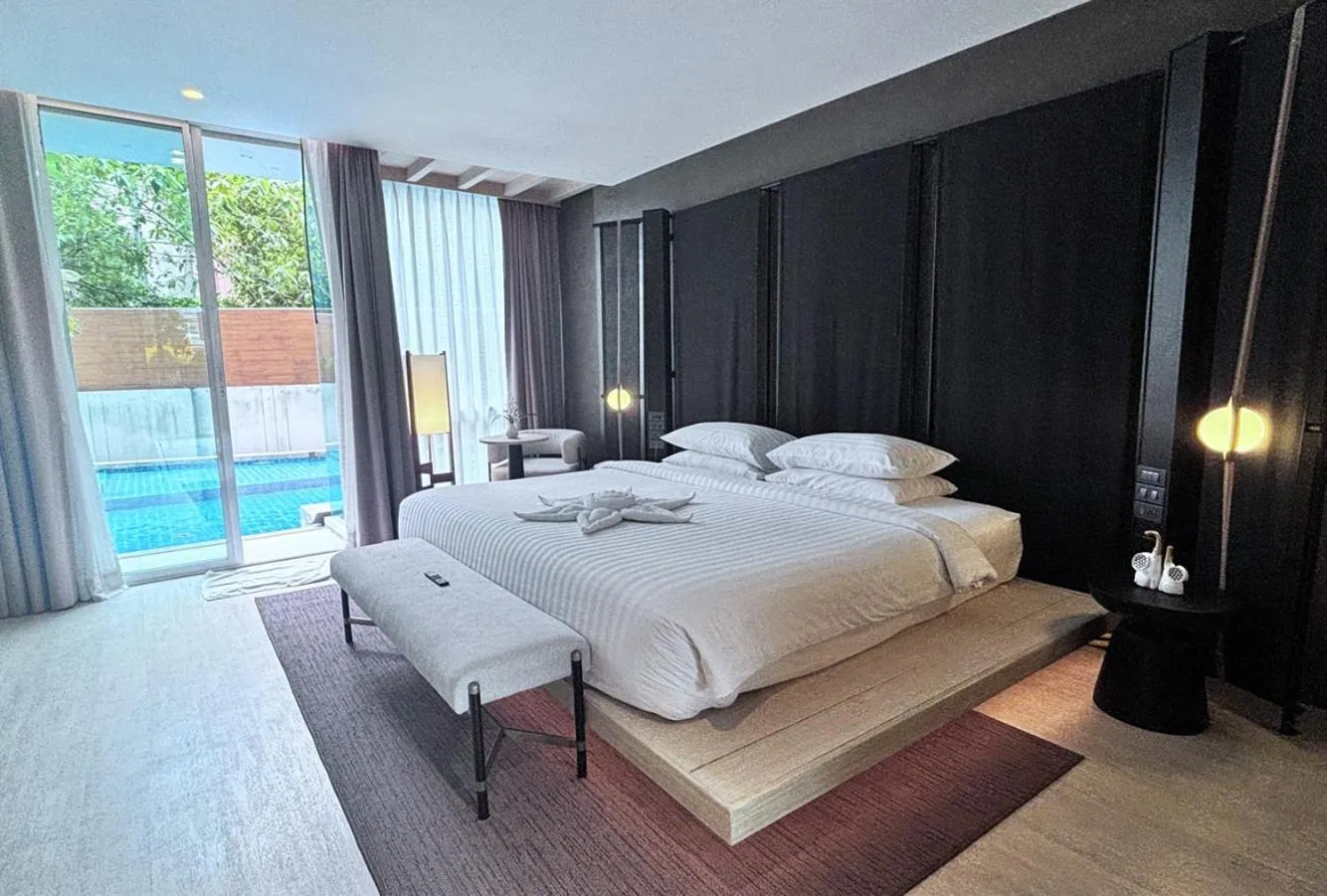 Deluxe Double Room with Pool Access in Grand Vista Hotel Chiangrai