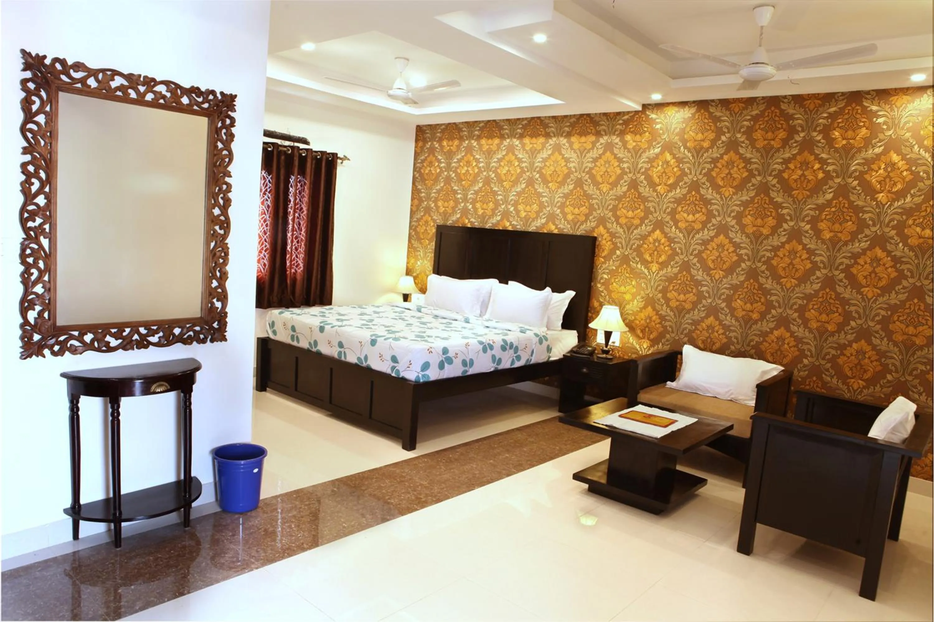 Superior Double Room in Om Heritage Haveli