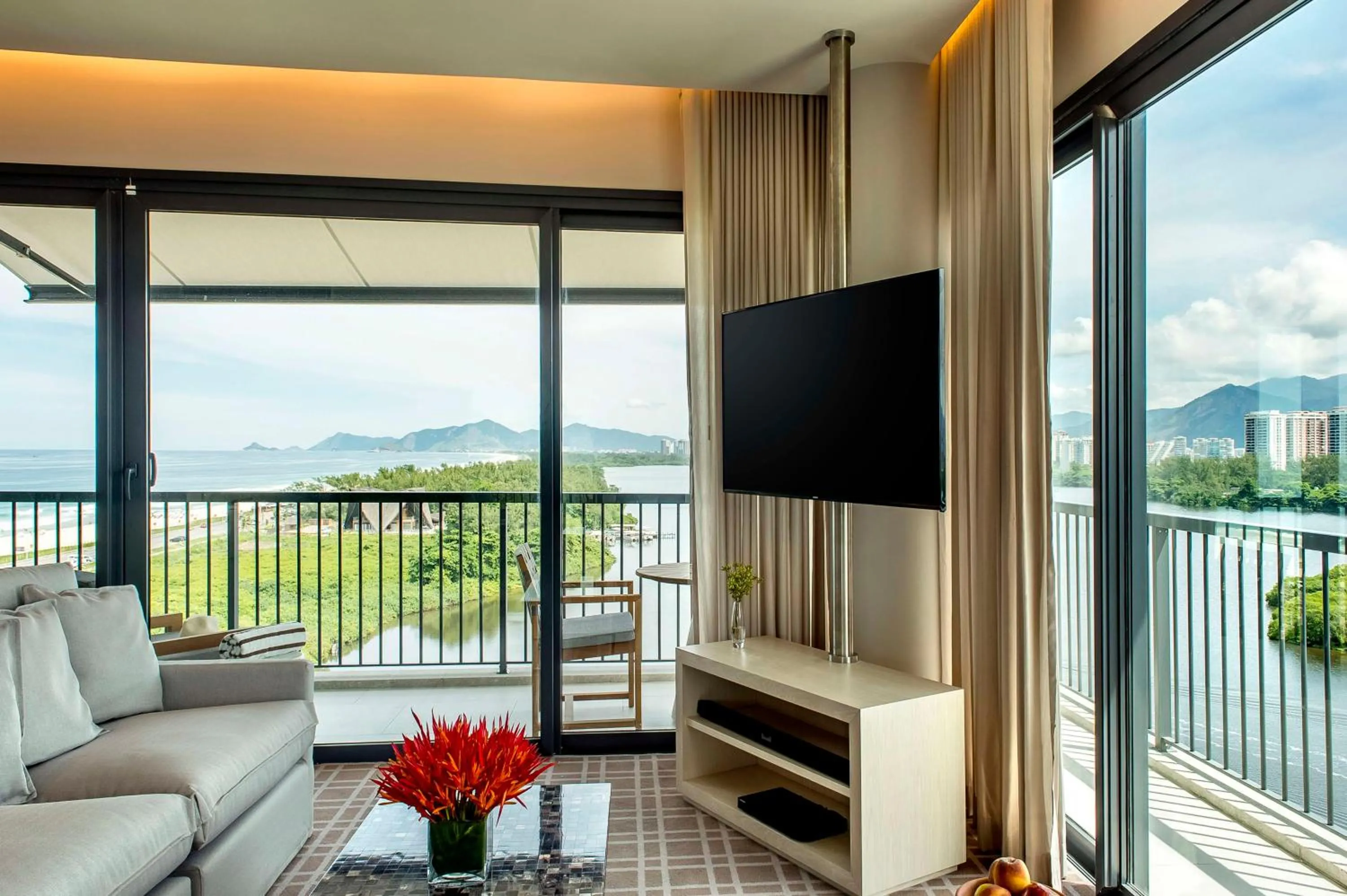 Ocean Lagoon Suite in Grand Hyatt Rio de Janeiro