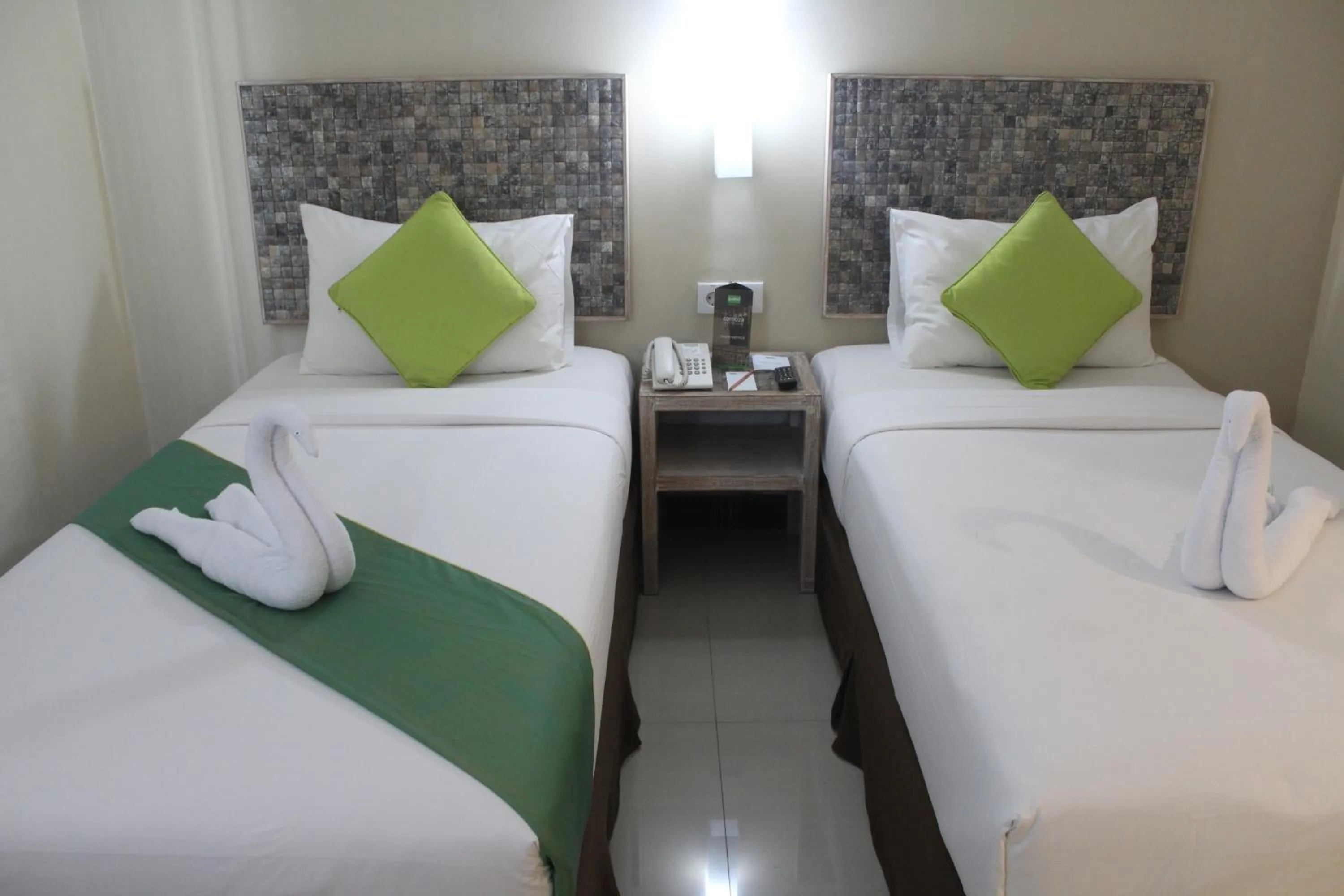 Twin Room in Greenotel Cilegon