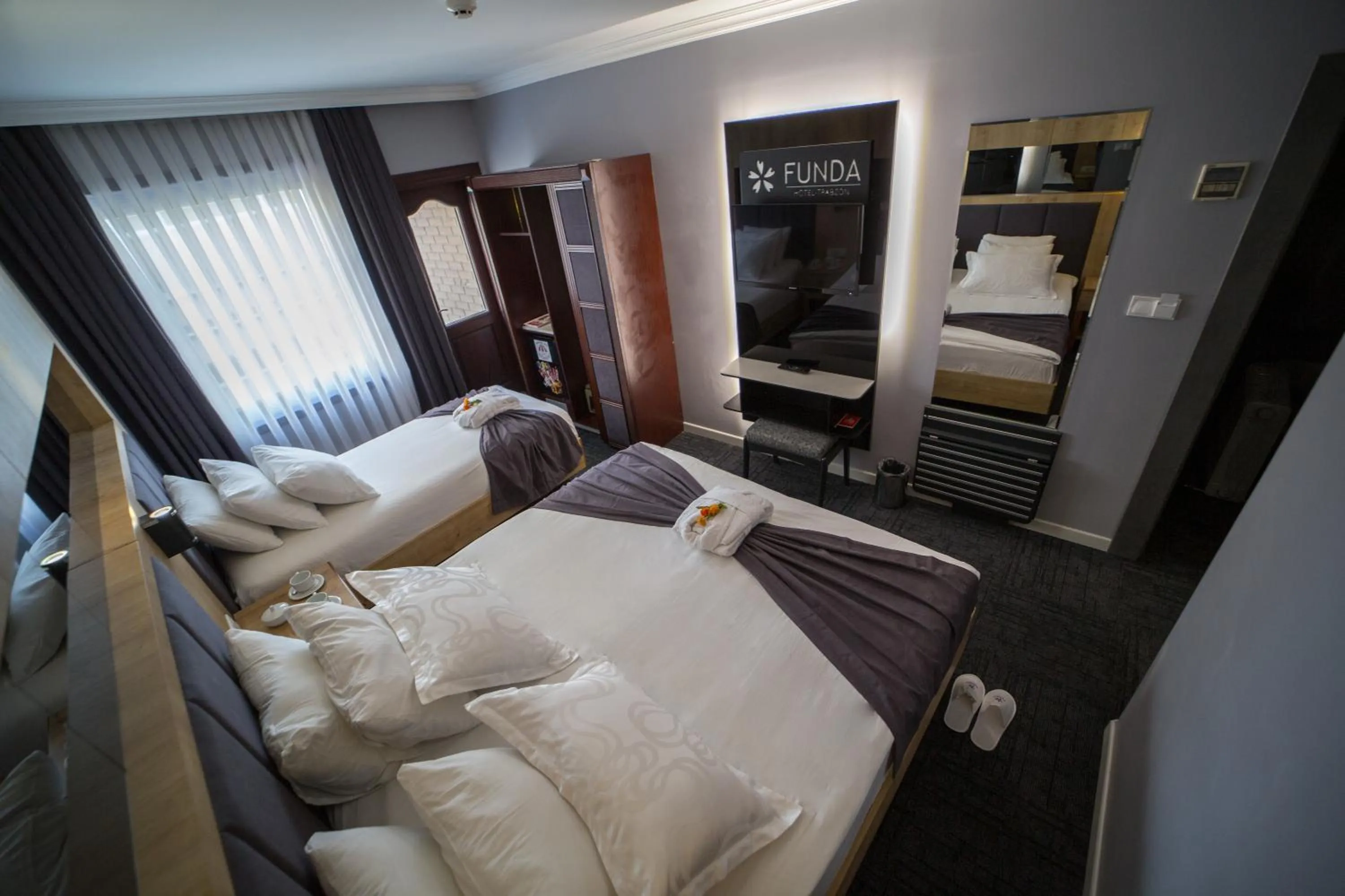 Triple Room with City View in Funda Hotel