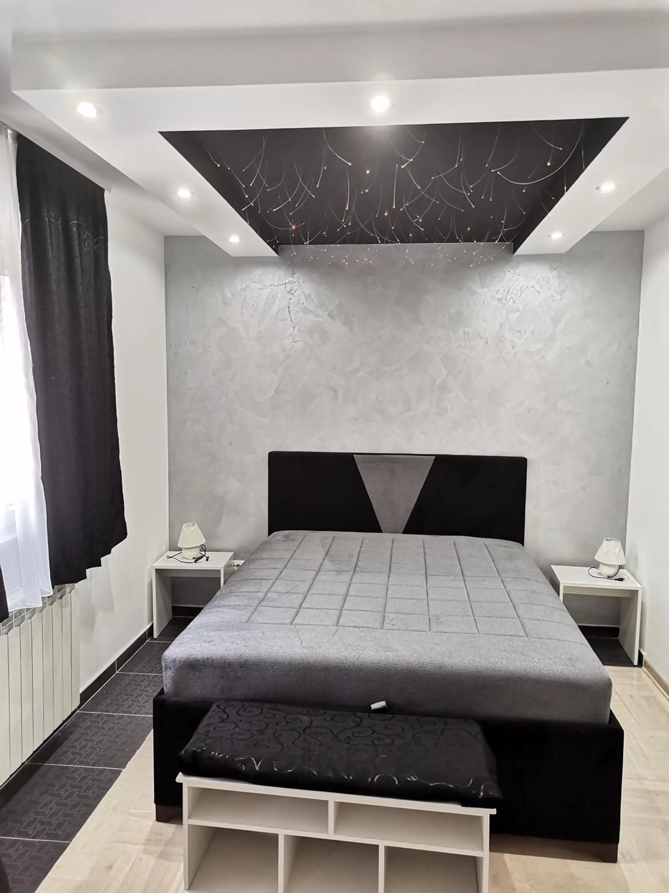 Deluxe Triple Room in Airport Apartments