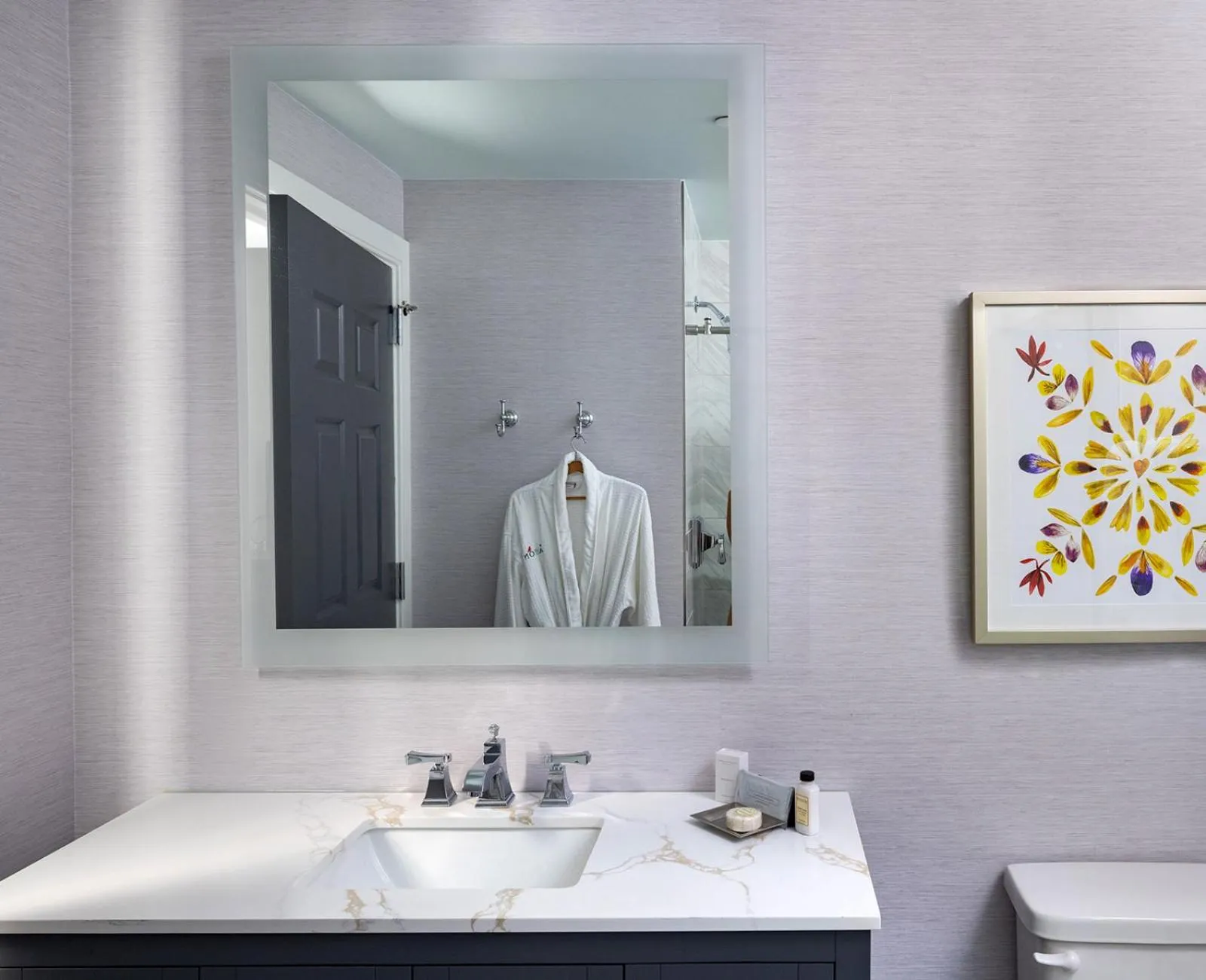 Superior King Room in The Mayton