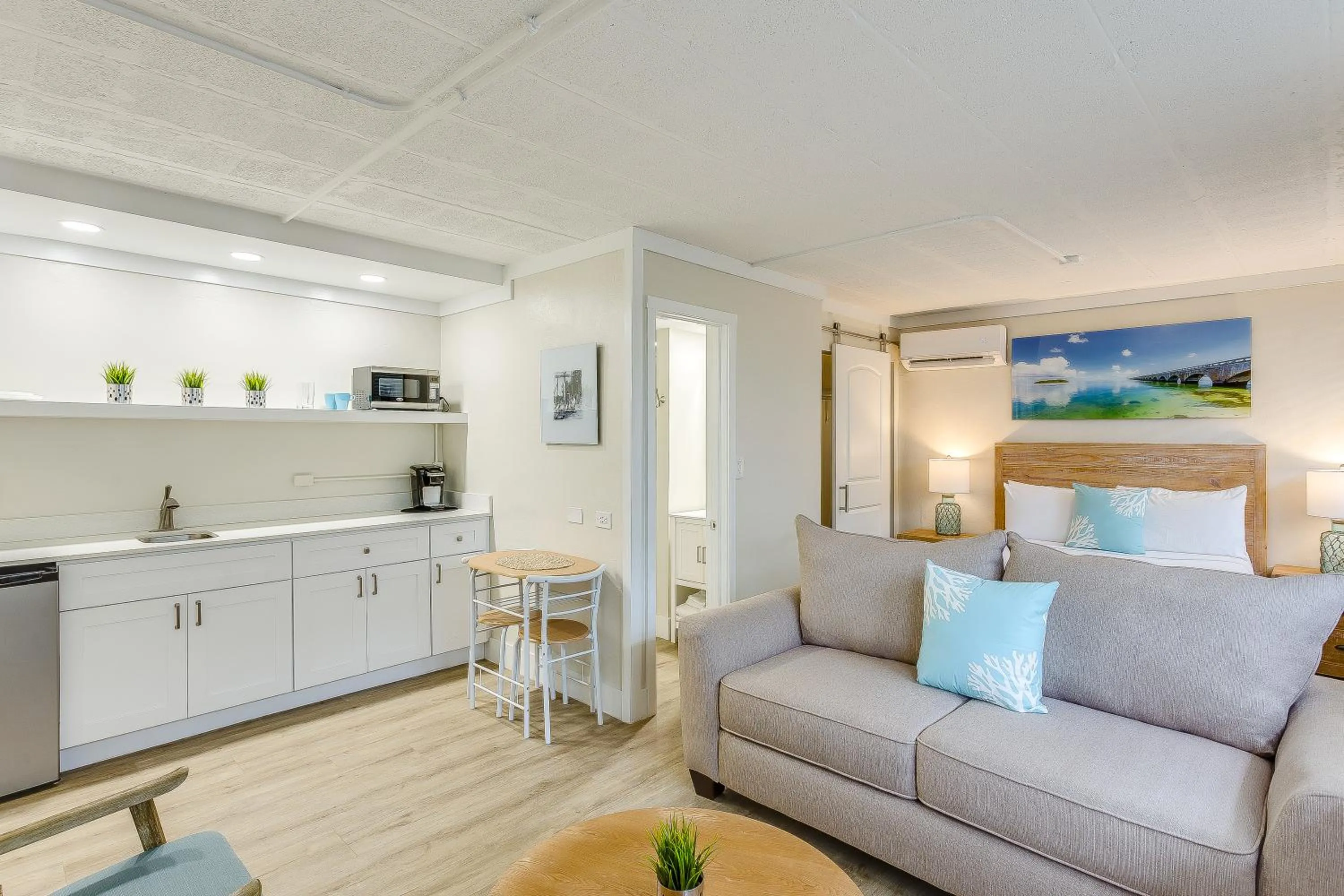 Queen Studio in La Jolla Resort