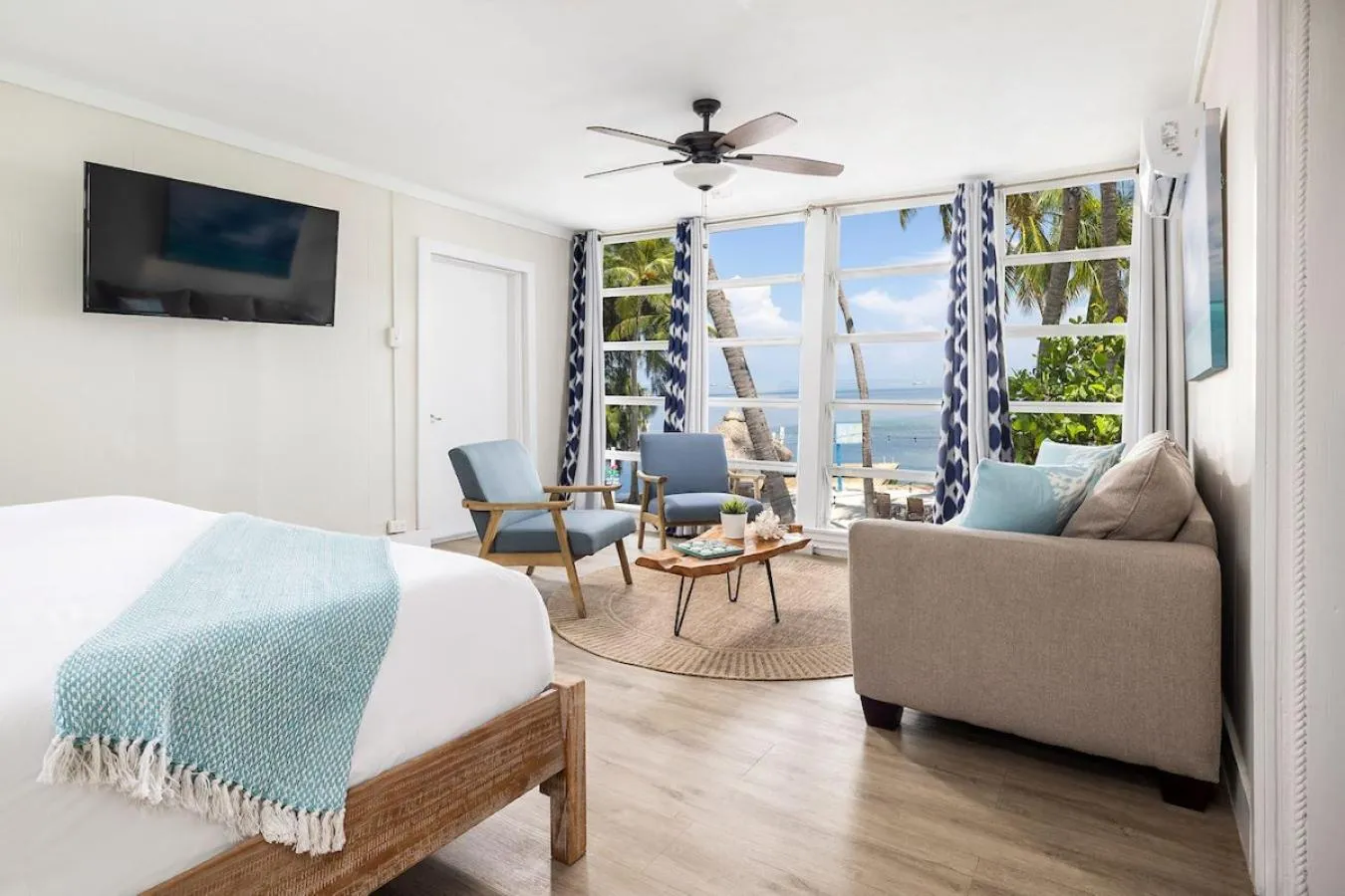 Apartment with Sea View in La Jolla Resort